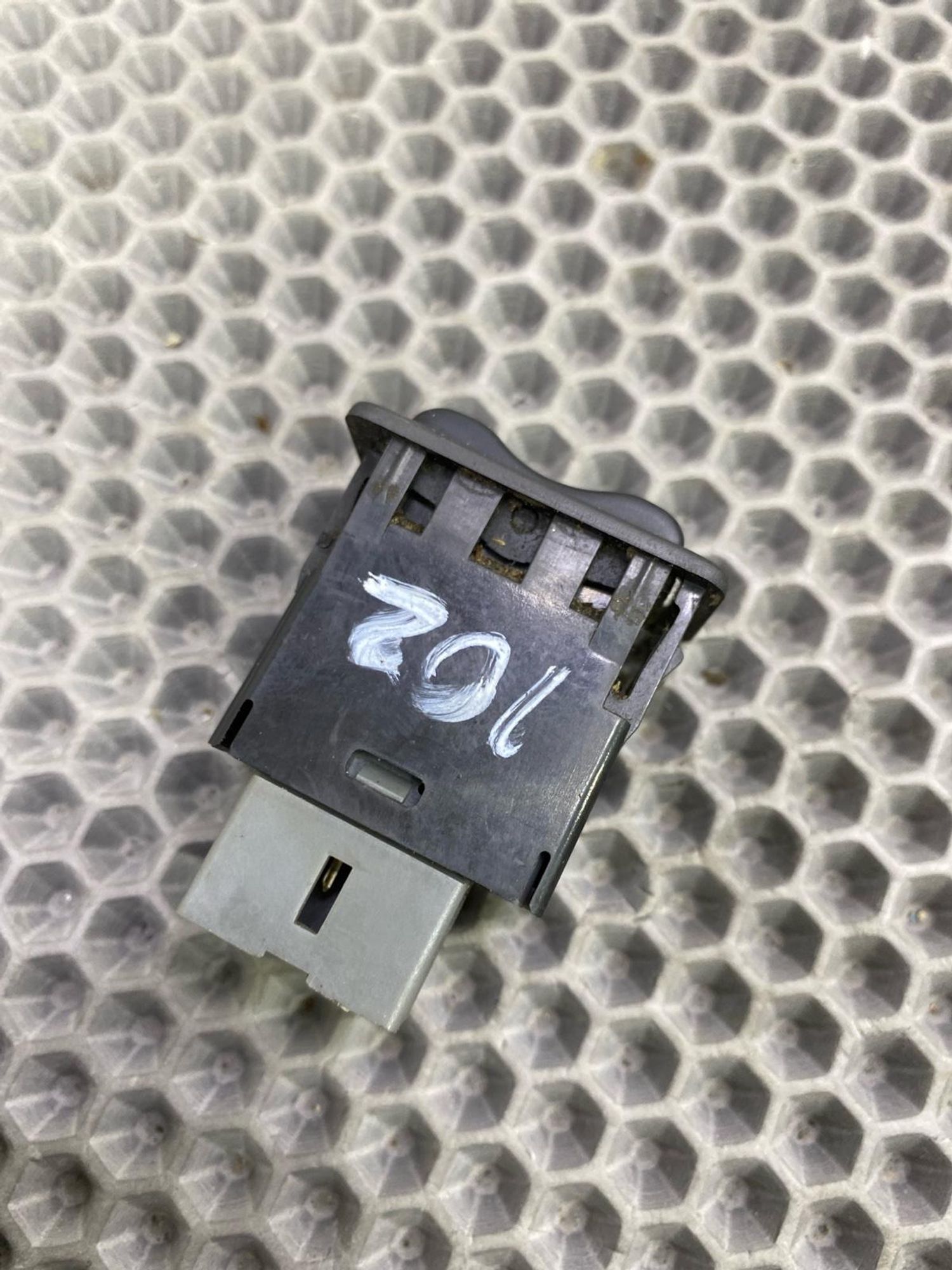 https://gcs.partsauto.market/rn-stockpro.appspot.com/thmbs/c8f07ba63eb5b2f0f6006ea854bf8f7d/e942d1a955a929189b22993be712034c/20a74f388d28f42de981b7d68f8cb5fa.jpg