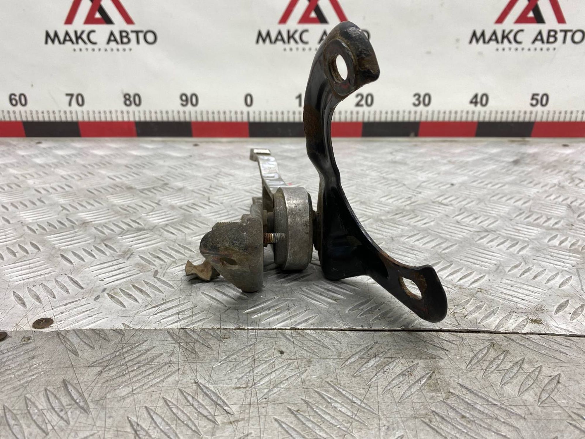 https://gcs.partsauto.market/rn-stockpro.appspot.com/thmbs/c8f07ba63eb5b2f0f6006ea854bf8f7d/ec93a3502938b7232d49635659f432a7/ad32d8e198093ff72d6e7d64f6d7ded5.jpg