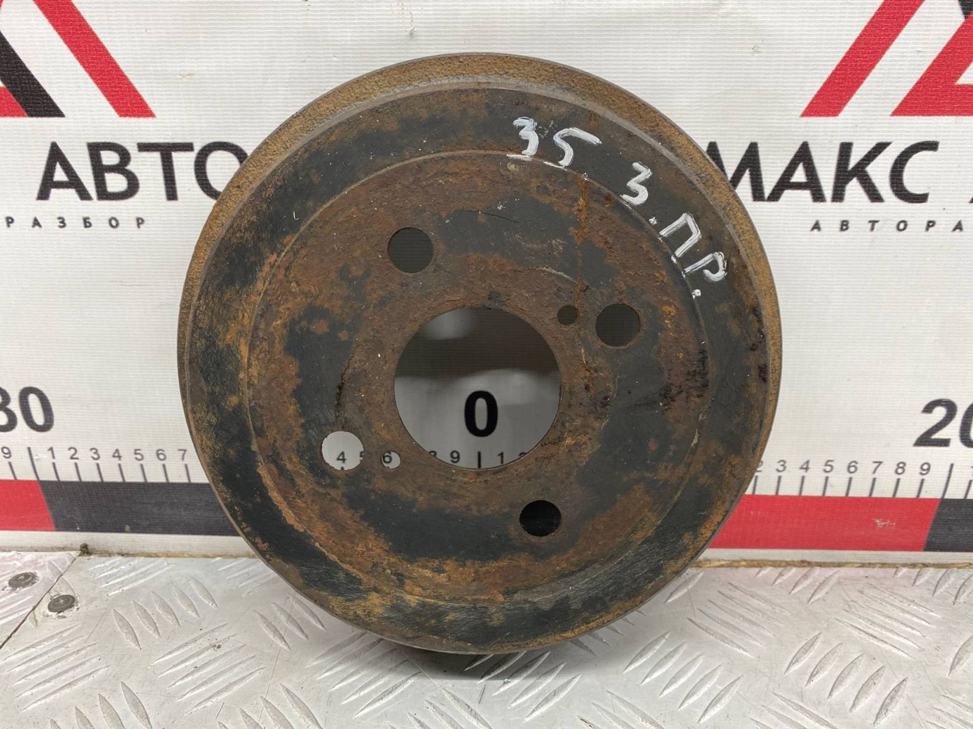 Б/У тормозной барабан Toyota Vitz SCP10 1SZ-FE 1L 2001 Задн. Прав.