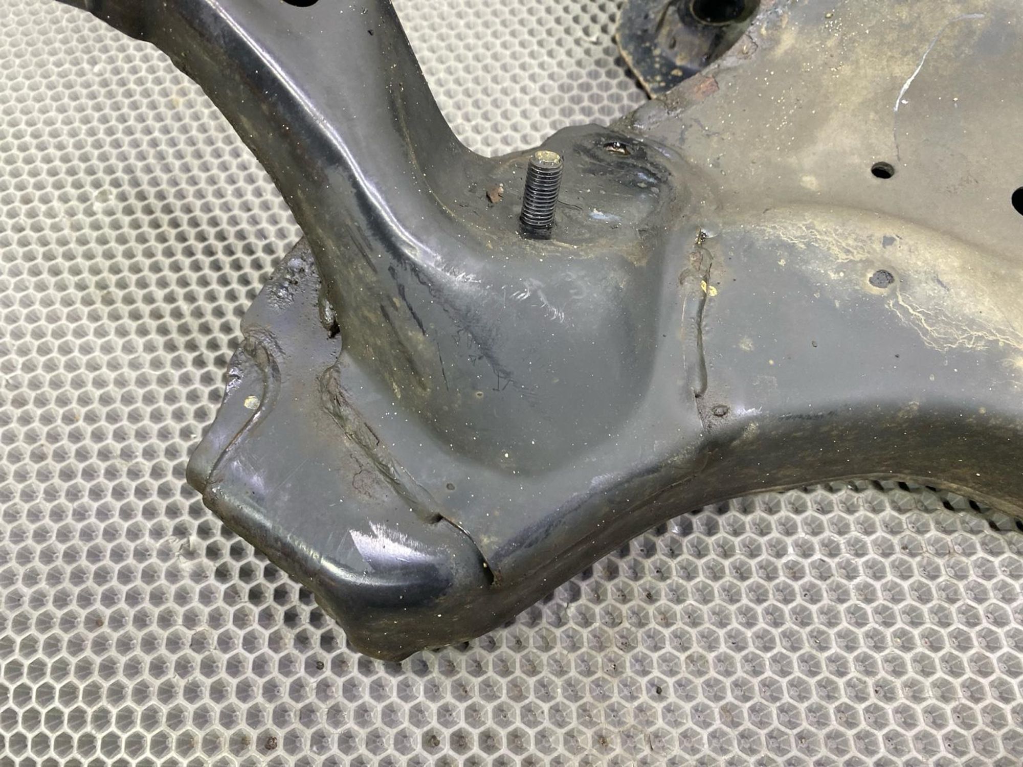 https://gcs.partsauto.market/rn-stockpro.appspot.com/thmbs/c8f07ba63eb5b2f0f6006ea854bf8f7d/fe6ef3c3989bf2e7013087d8584cd03b/919f8548da9d76b46da6bb9b841dd43c.jpg