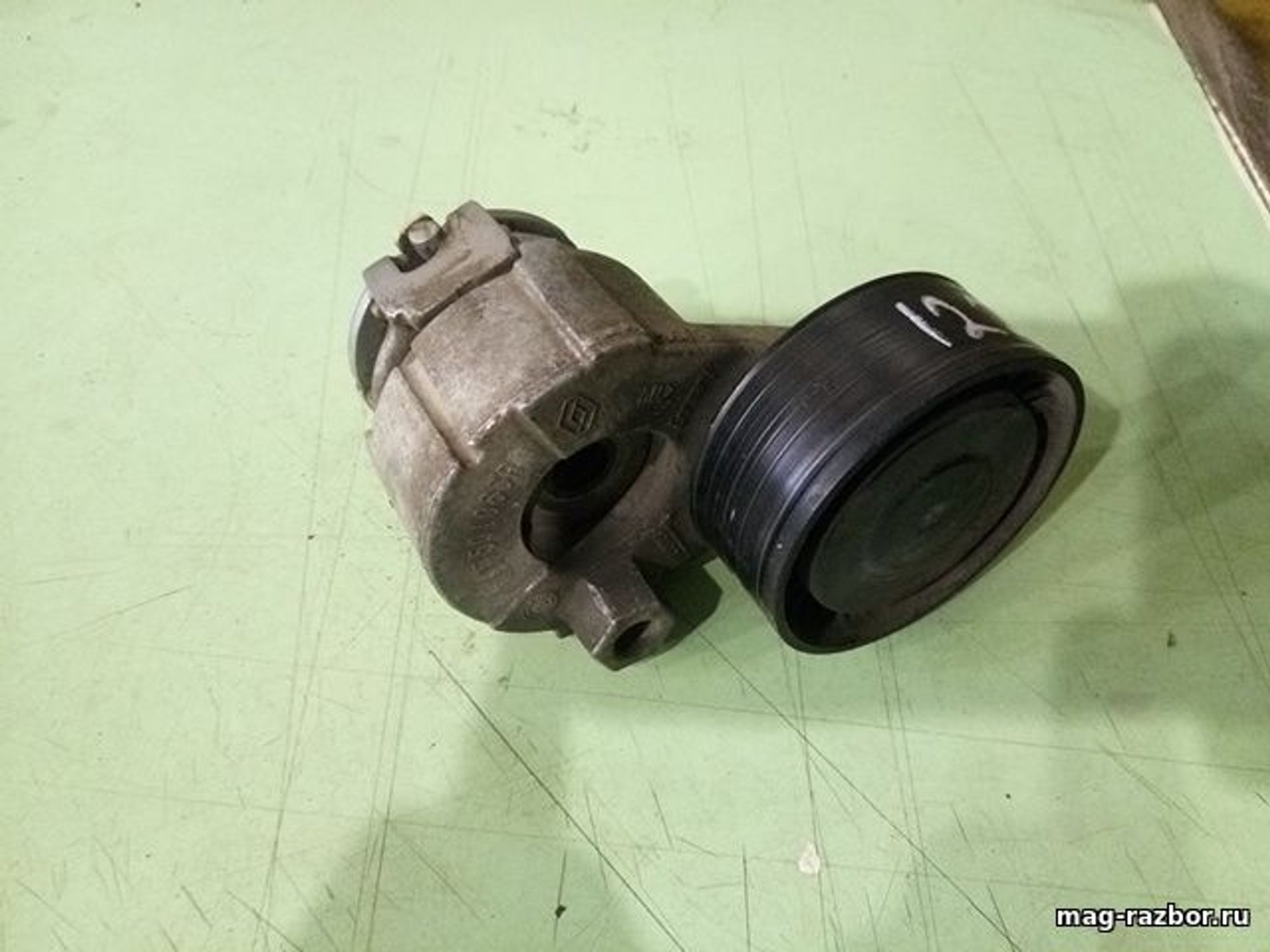 https://gcs.partsauto.market/rn-stockpro.appspot.com/thmbs/d89d66a30f14dbad161fb7a986aa0fe5/parts/469edb48-b755-5c93-a4e6-0895cb1c6483_fe7396de-e96c-4f85-875f-9e79c070a57f.jpg