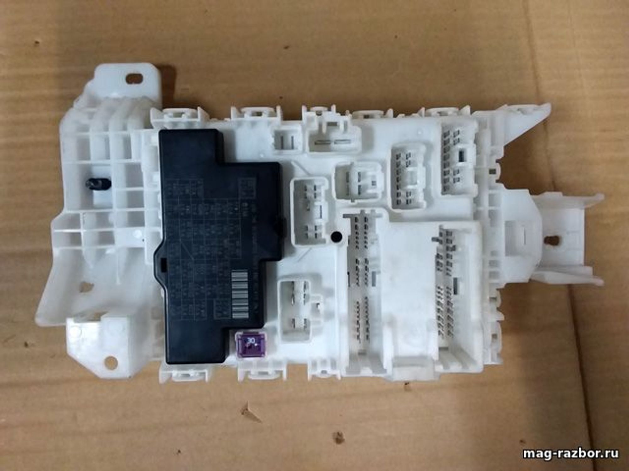 https://gcs.partsauto.market/rn-stockpro.appspot.com/thmbs/d89d66a30f14dbad161fb7a986aa0fe5/parts/809f9585-9f63-532e-b37d-c014821813e0_5c6d2082-3e48-4019-a86b-65fd997d5406.jpg