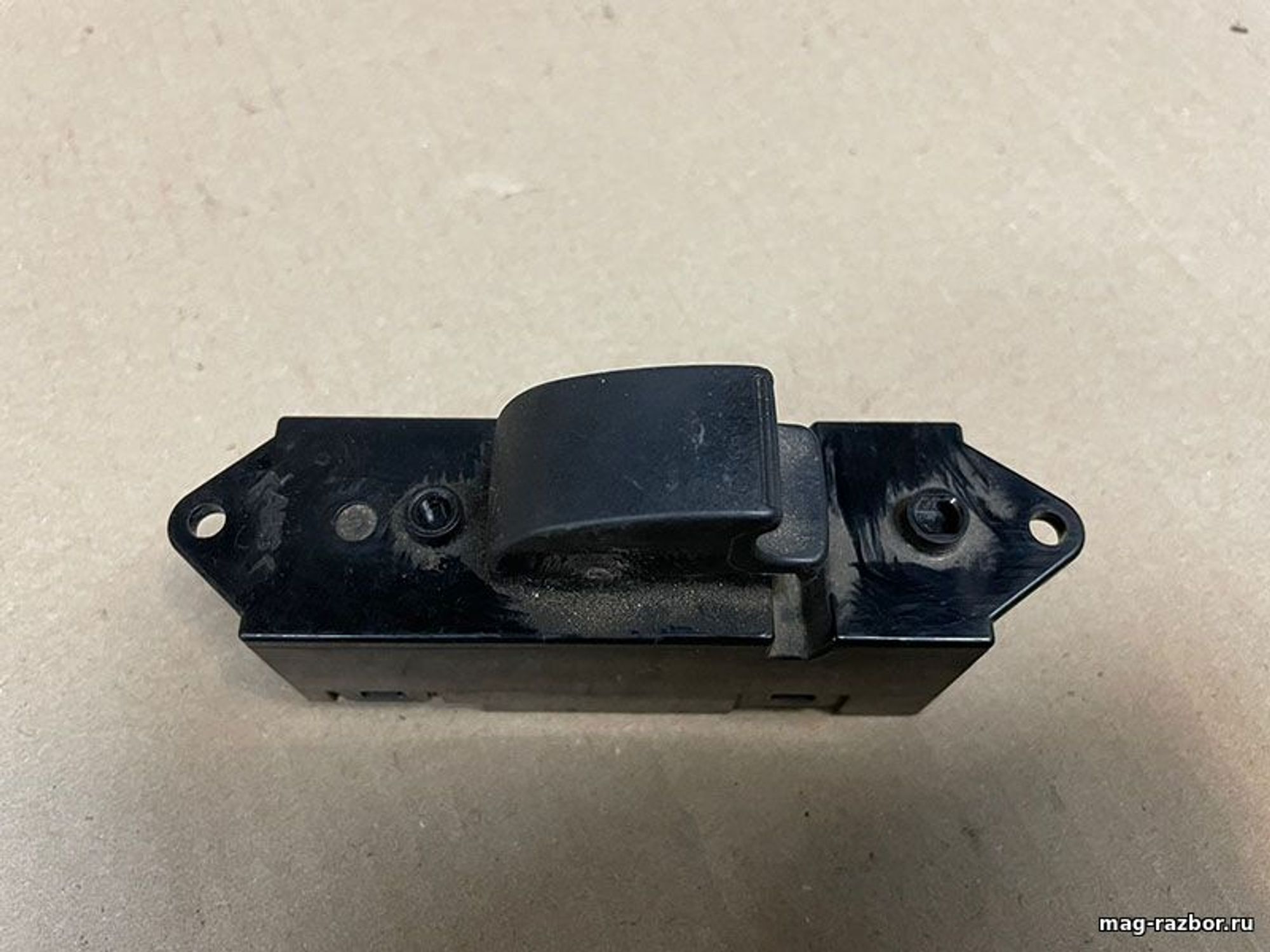 https://gcs.partsauto.market/rn-stockpro.appspot.com/thmbs/d89d66a30f14dbad161fb7a986aa0fe5/parts/829133ed-091a-5094-9aae-0e9ddf6fb5a0_d4fc27b6-9f58-453f-977f-ae4f4e6ce6af.jpg