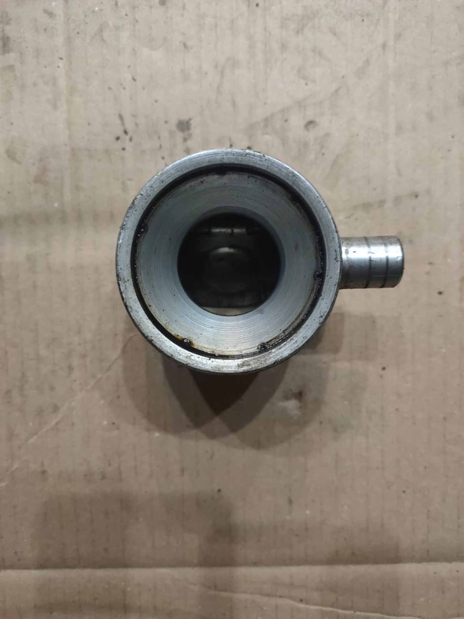 https://gcs.partsauto.market/rn-stockpro.appspot.com/thmbs/d89d66a30f14dbad161fb7a986aa0fe5/parts/b2d0d9db-27c2-5df1-af02-4071af0b0bb9_f68da3f2-6cbd-48cf-94a2-7ece7c41fd72.jpg