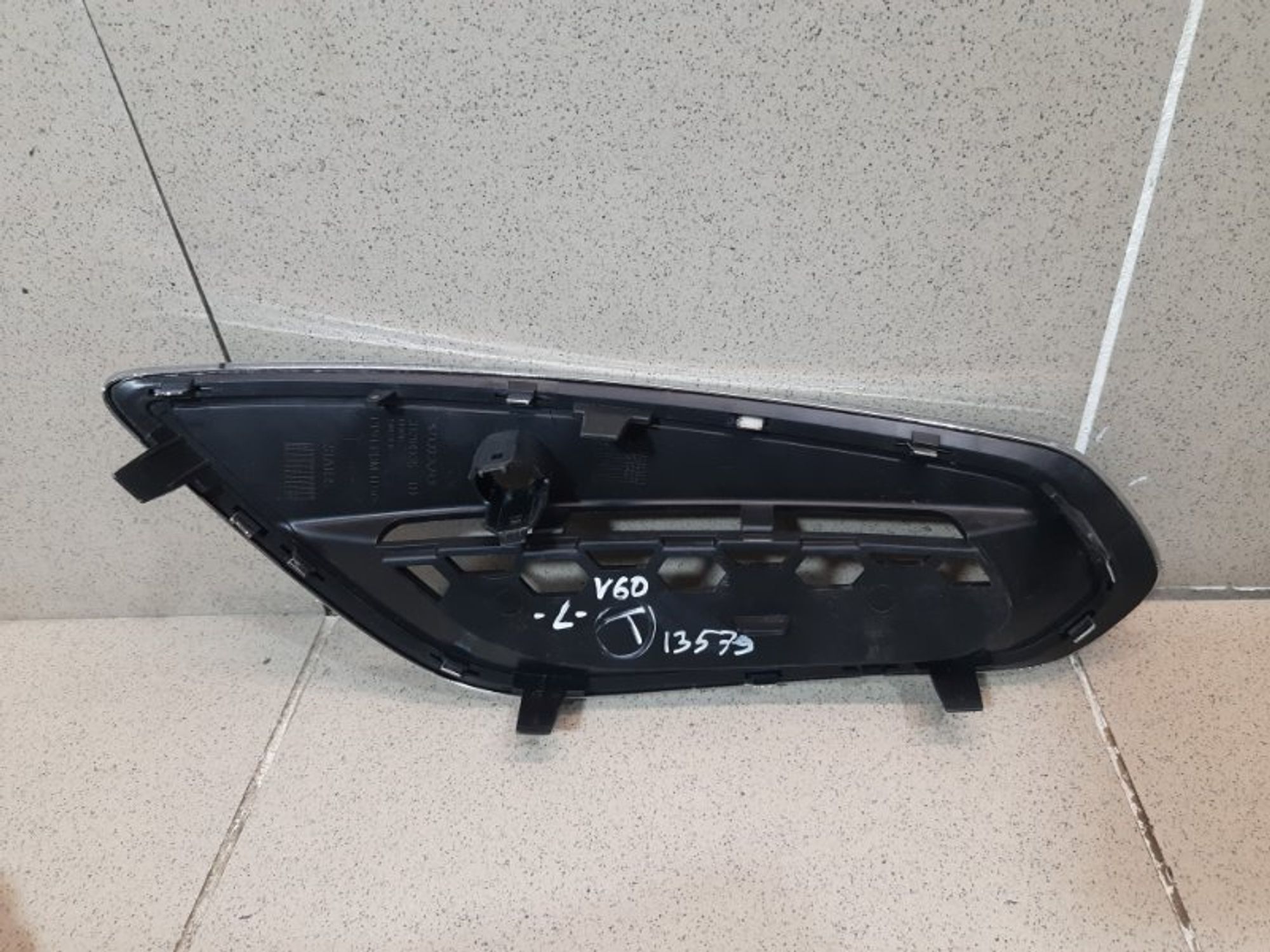 https://gcs.partsauto.market/rn-stockpro.appspot.com/thmbs/dc0eef04b6e03176379763a38d44e994/106420fd32d3733d766a74f9f587e52f/02af270dec2f178378358d69bcdaee85.jpg