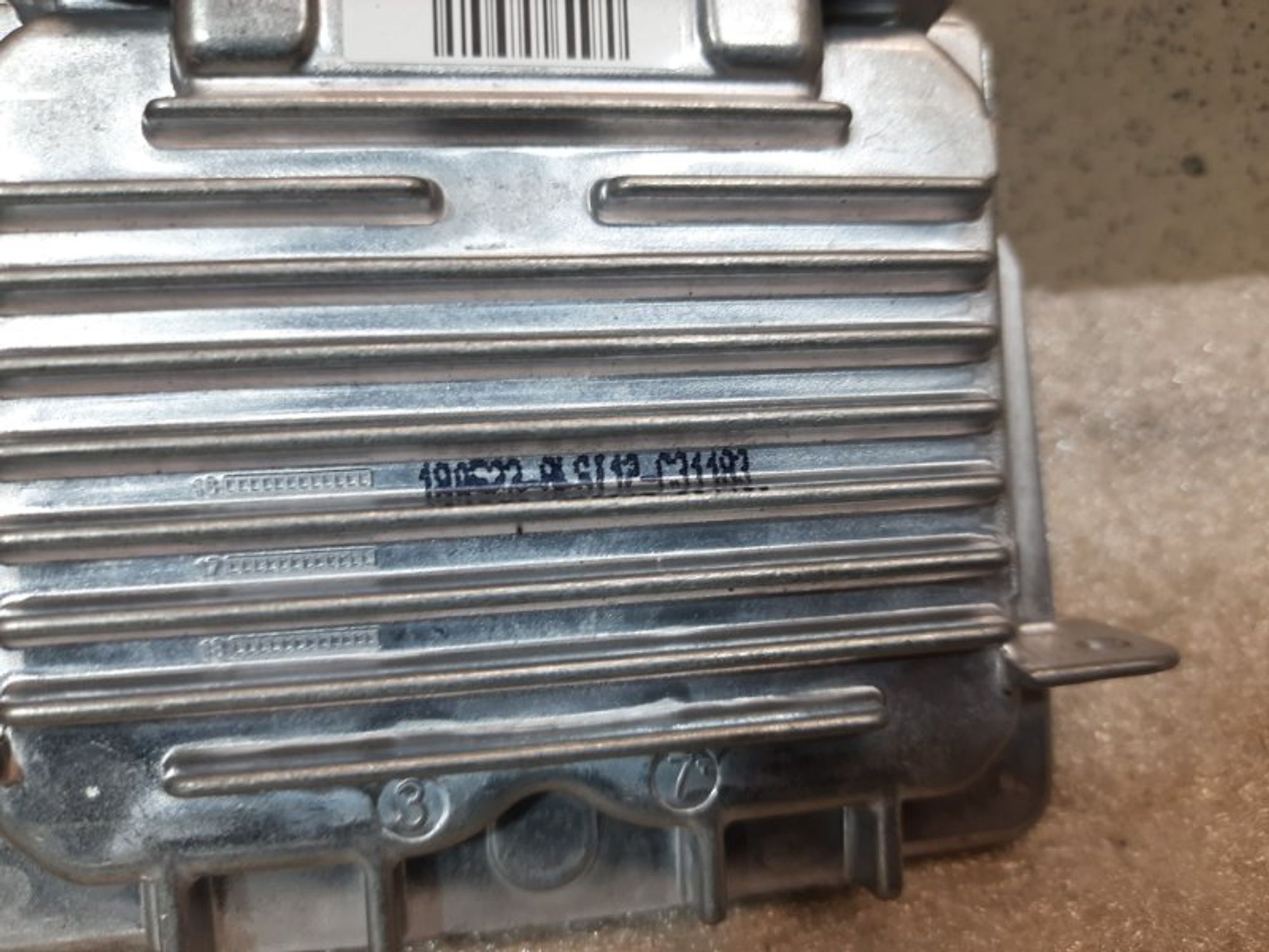 https://gcs.partsauto.market/rn-stockpro.appspot.com/thmbs/dc0eef04b6e03176379763a38d44e994/26986714adf7d9af51f5bb8ee0326e1f/32c42493cb3f6fe6ac73386041982e06.jpg