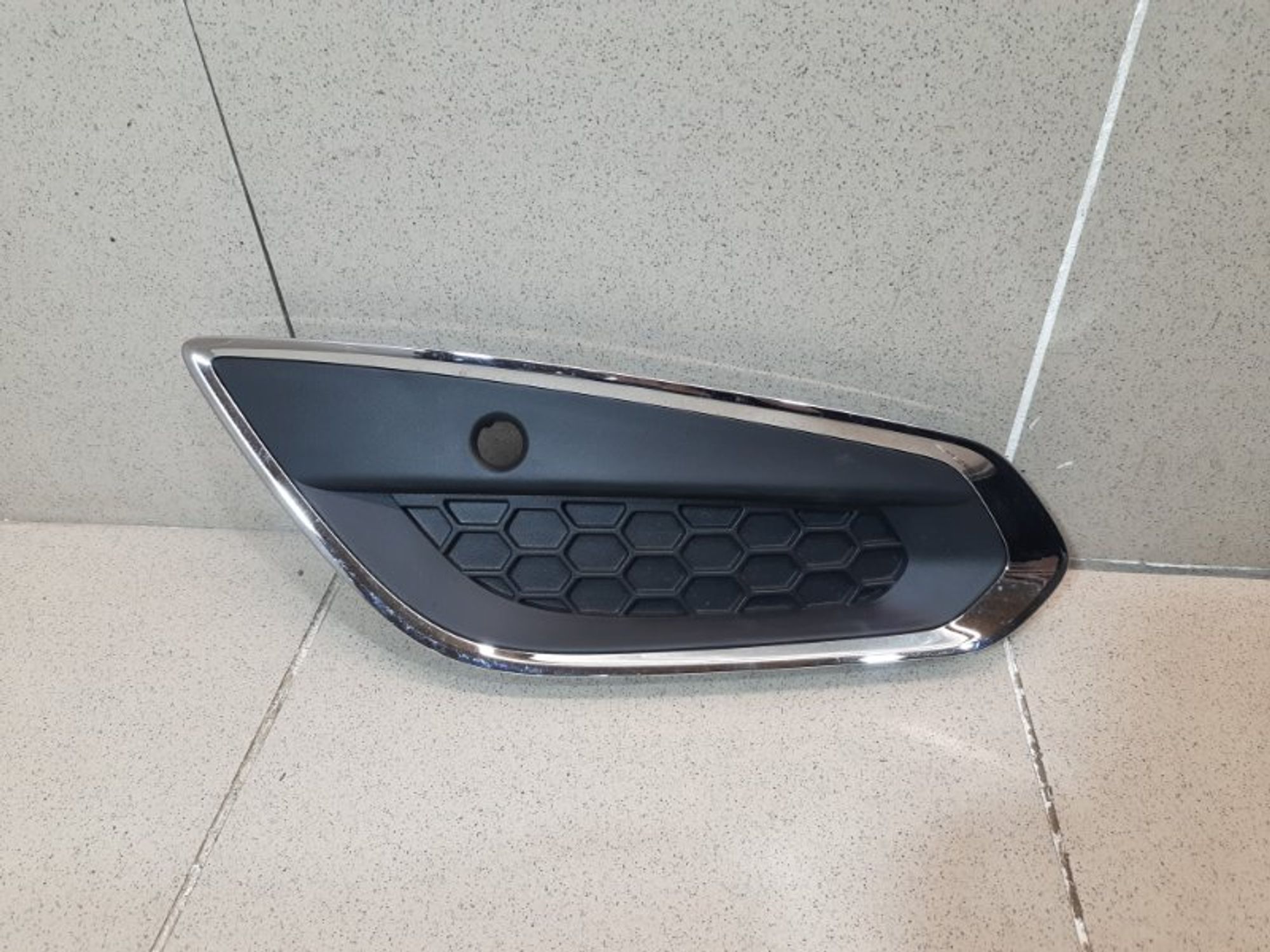 https://gcs.partsauto.market/rn-stockpro.appspot.com/thmbs/dc0eef04b6e03176379763a38d44e994/5bf89a4b0cb24b0a8ced08565638b077/d5401053927520ad31e24644c7063c01.jpg
