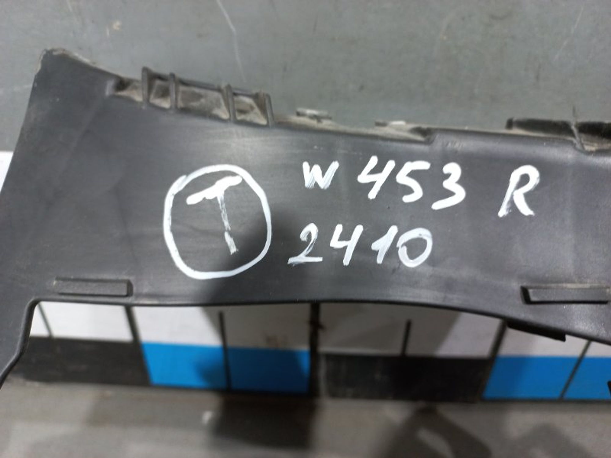 https://gcs.partsauto.market/rn-stockpro.appspot.com/thmbs/dc0eef04b6e03176379763a38d44e994/67efcb30fb0381bb749e1e0028f40ff5/2d1469b32f159d075c56cef5de92e365.jpg