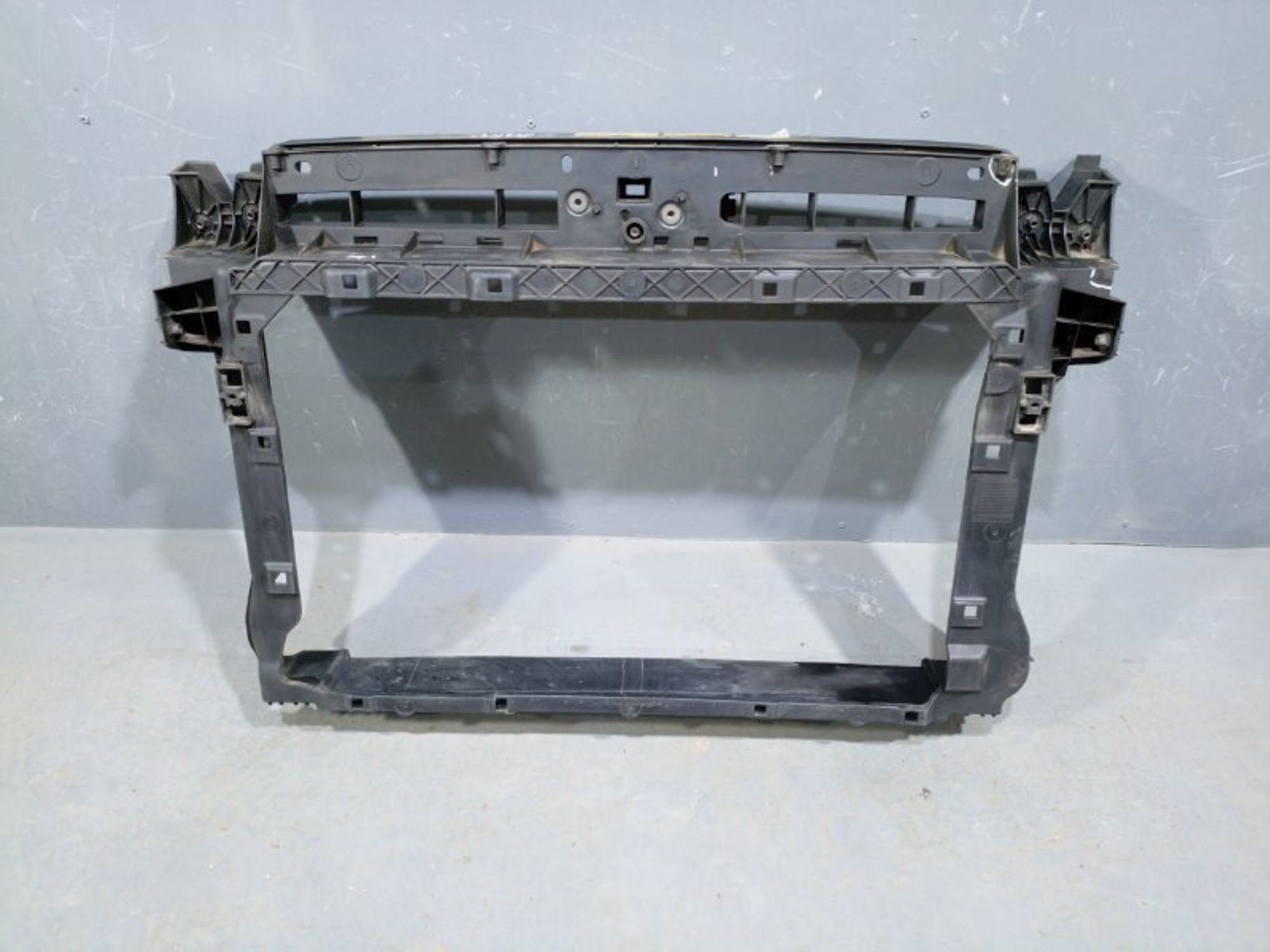 https://gcs.partsauto.market/rn-stockpro.appspot.com/thmbs/dc0eef04b6e03176379763a38d44e994/a79657c1af523b4fdff36c0802f6fc93/da0c729cfc849226d5bc7f9db7156ec4.jpg