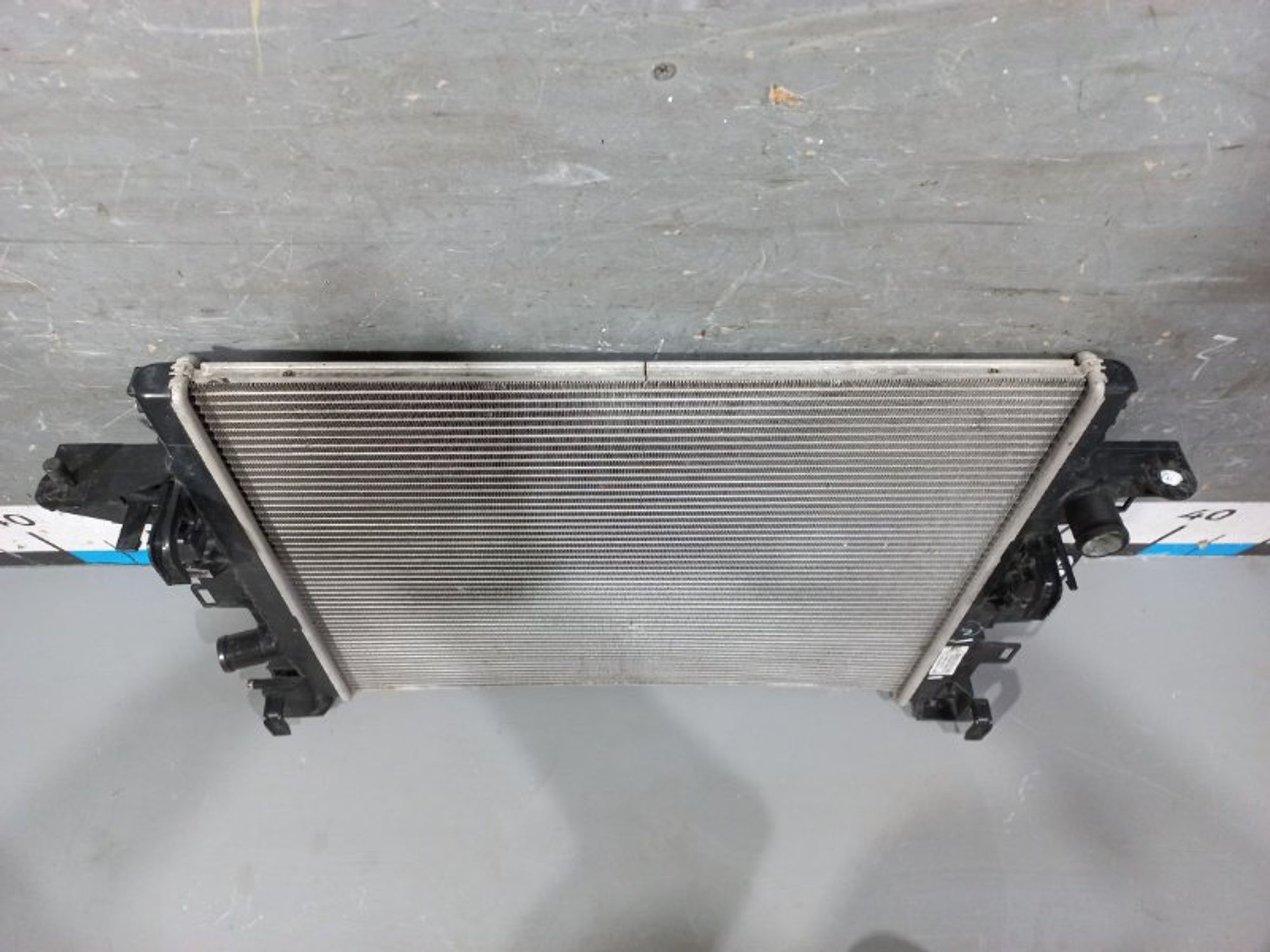 https://gcs.partsauto.market/rn-stockpro.appspot.com/thmbs/dc0eef04b6e03176379763a38d44e994/db388046214cf995d1c7bf4babf4fb75/1de02cc1a37a14b6f06fe314bee758cb.jpg