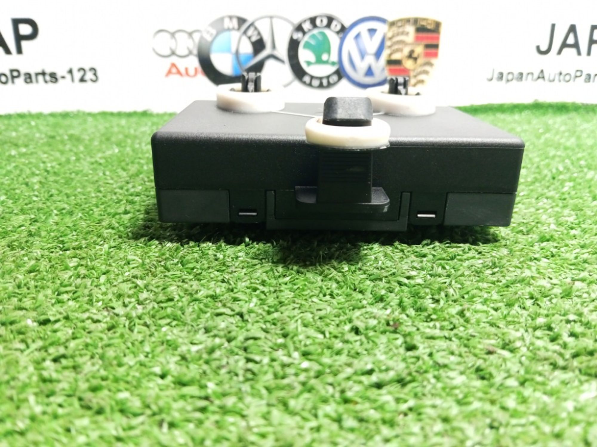 https://gcs.partsauto.market/rn-stockpro.appspot.com/thmbs/dcfd8473e890d2b83921b2200c93d598/75cae77fa9fd9d35443cce021bbe4f57/9fdc3a9d53d4fec16a6b05cbe2e1f552.jpg