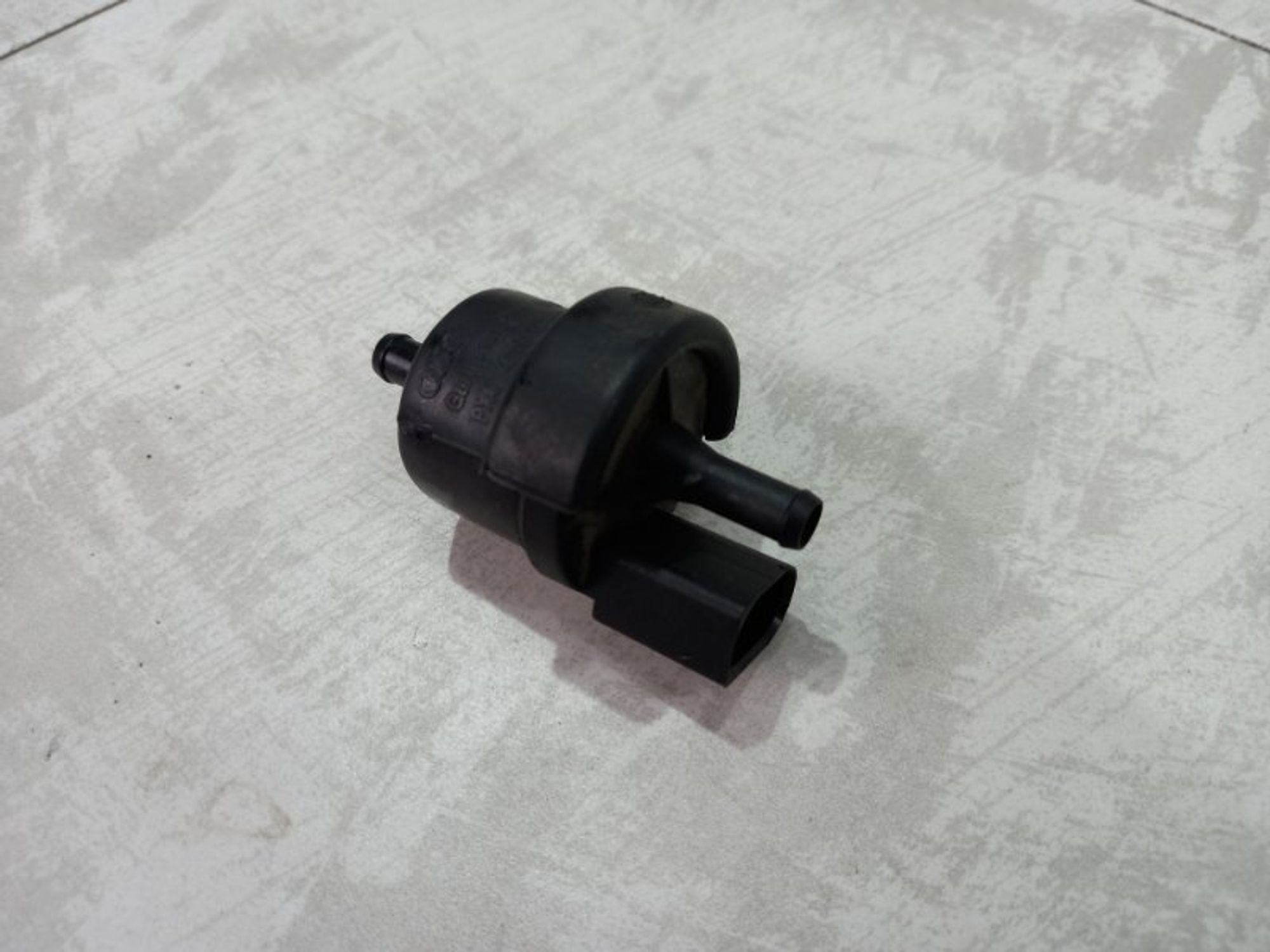 https://gcs.partsauto.market/rn-stockpro.appspot.com/thmbs/dfe2081ca5b3f44f59a6b3e5bf328c22/56c46a6ecfdaf995e43512eac1640aa3/cf06d168bf47da835f7b9004093482e7.jpg