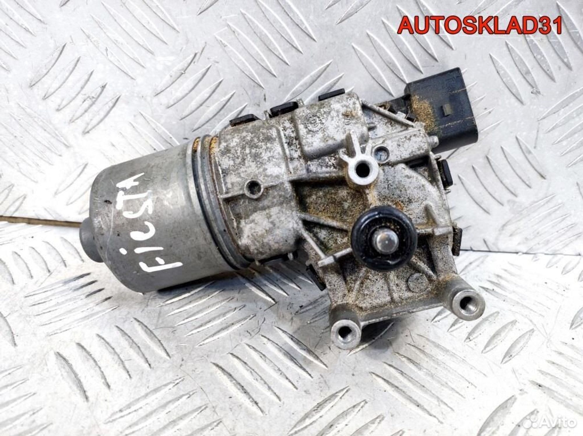 https://gcs.partsauto.market/rn-stockpro.appspot.com/thmbs/edda01b21c13eaa6671738306aa09410/40efb37d68250c72bccc8a4bd460412e/dd584b1f8bb6663072e82b9c32d4edb1.jpg
