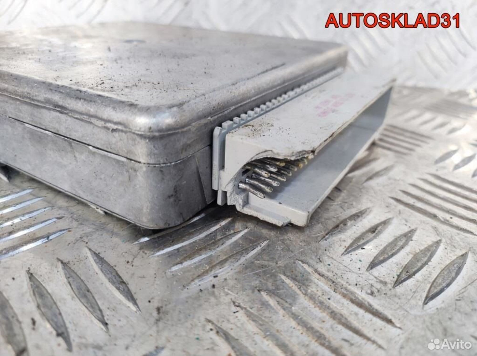 https://gcs.partsauto.market/rn-stockpro.appspot.com/thmbs/edda01b21c13eaa6671738306aa09410/47ae184490db951ca6690dbfe8c6d6db/bbb575b982cff010e4e81be86bd47b0a.jpg