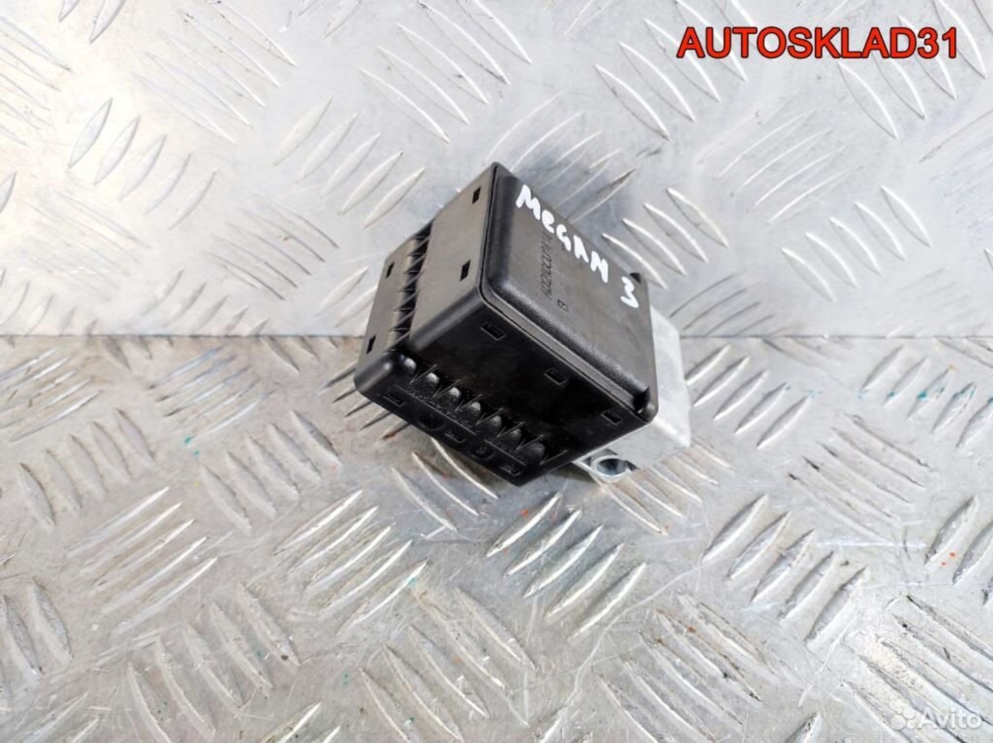 https://gcs.partsauto.market/rn-stockpro.appspot.com/thmbs/edda01b21c13eaa6671738306aa09410/4c9515bef0e0e38bc8ca2c5dade43f60/b3f2800f628a45f62ab58a7d02e9f3fc.jpg