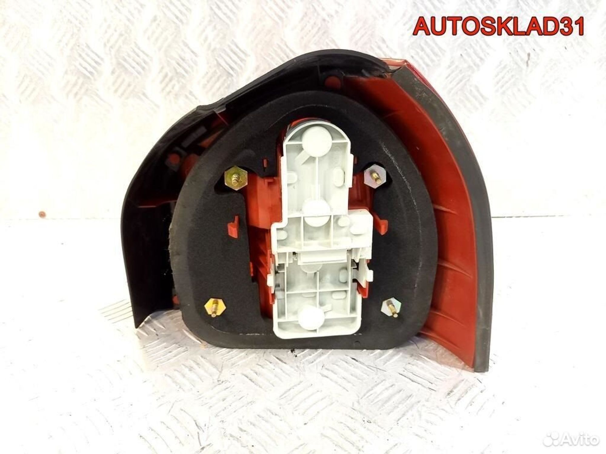 https://gcs.partsauto.market/rn-stockpro.appspot.com/thmbs/edda01b21c13eaa6671738306aa09410/a0bfff9c193270d3f3b2fcbf5d351b8d/50bbb47e62e1c5386315e3cf8ca28f7d.jpg
