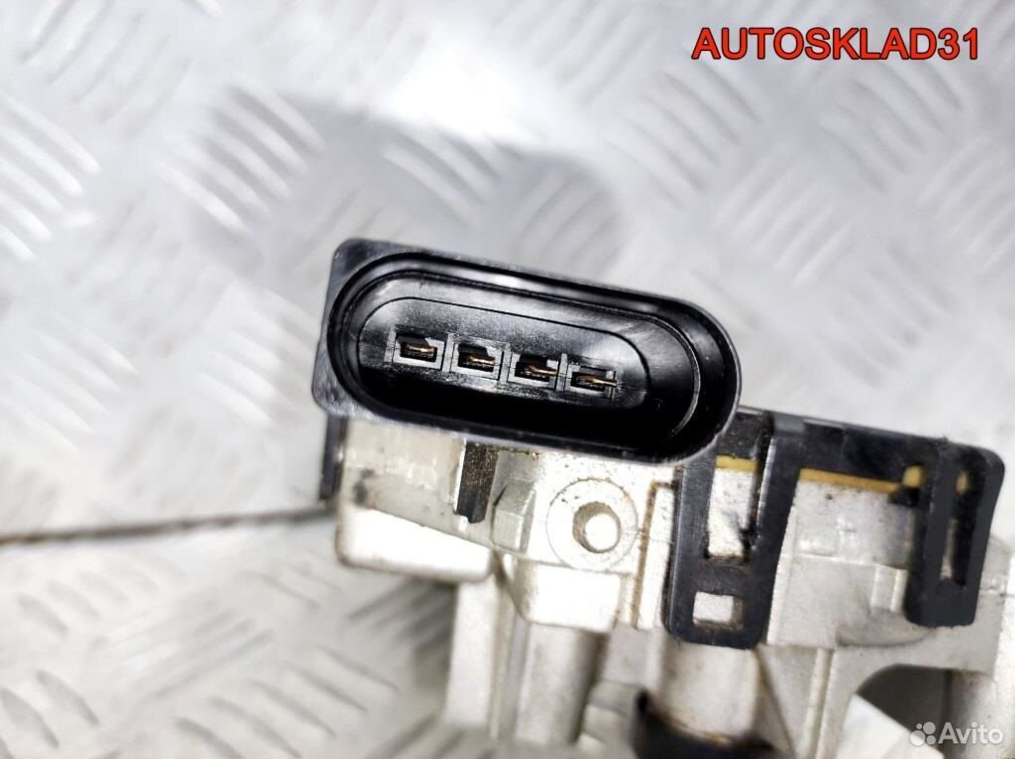 https://gcs.partsauto.market/rn-stockpro.appspot.com/thmbs/edda01b21c13eaa6671738306aa09410/d856f9ce62a1b6a46e85892ec6c4a84f/7a129fa83cd6d81722b77db1a4bd680e.jpg