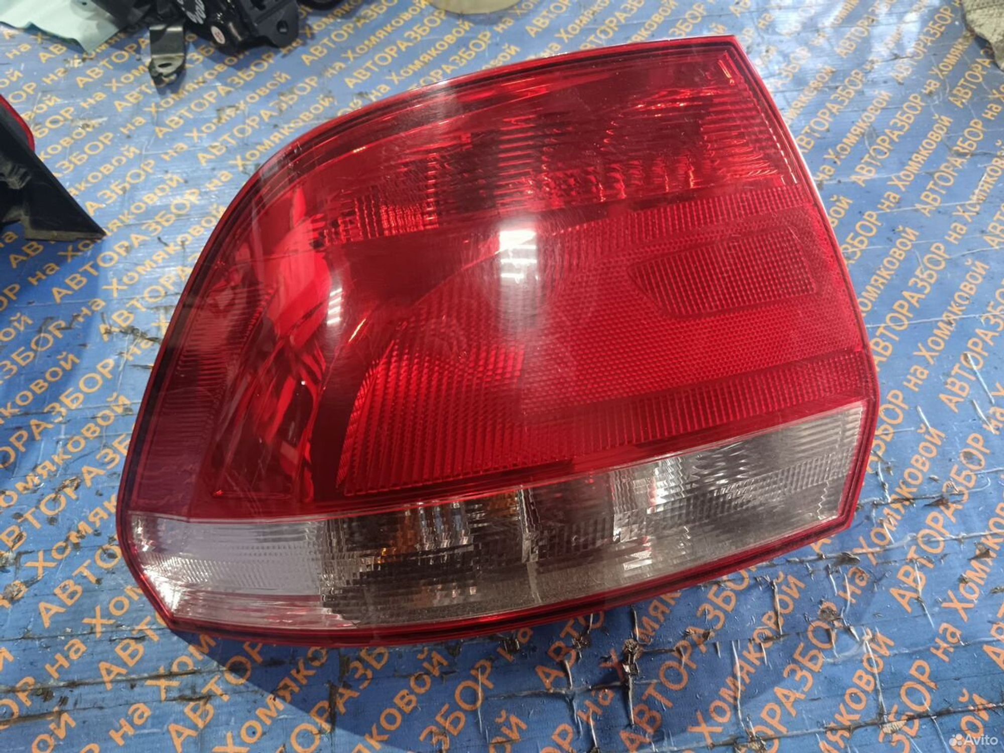 Фонарь левый Volkswagen Polo V