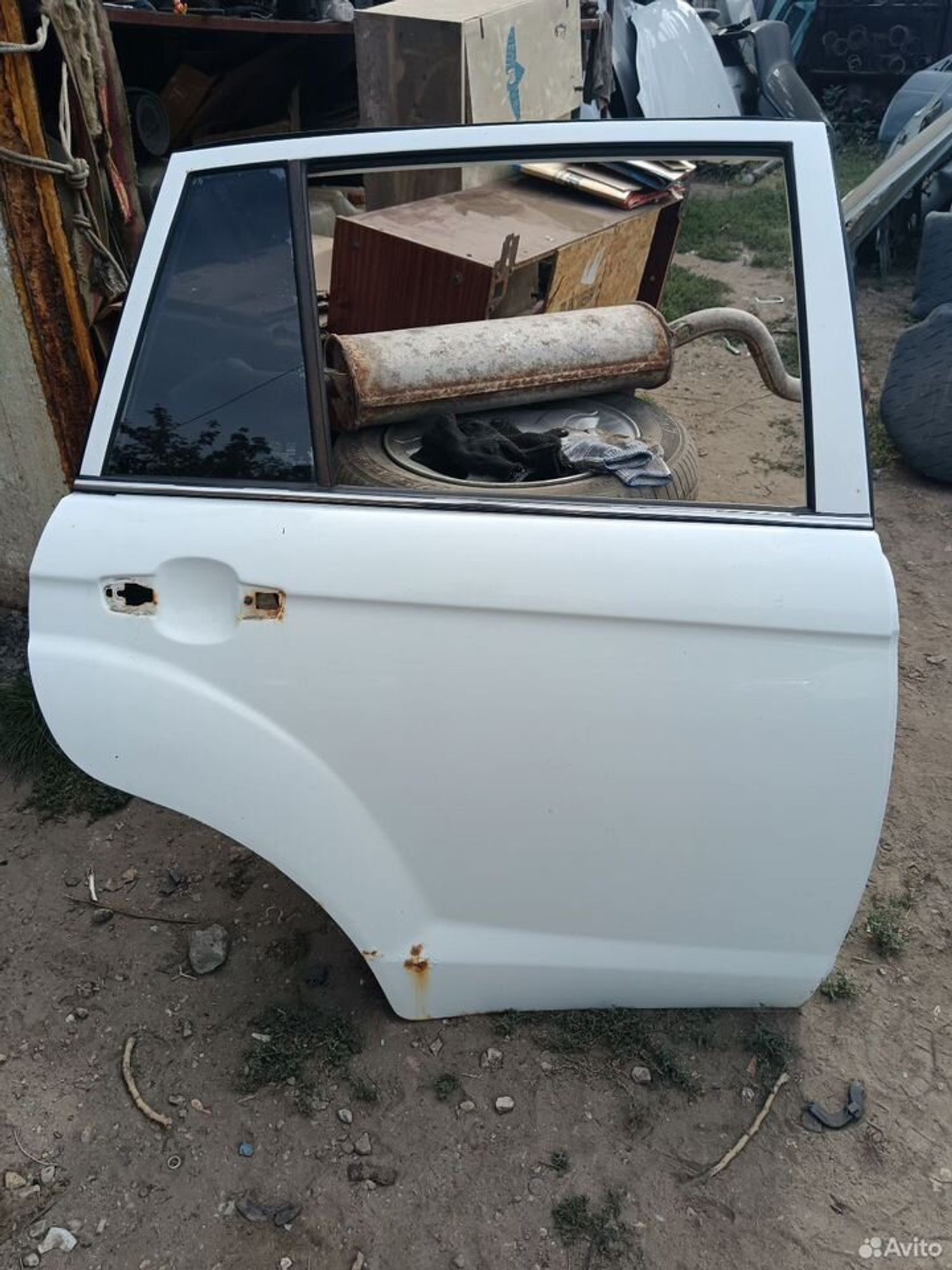 Дверь задняя правая Lifan X60