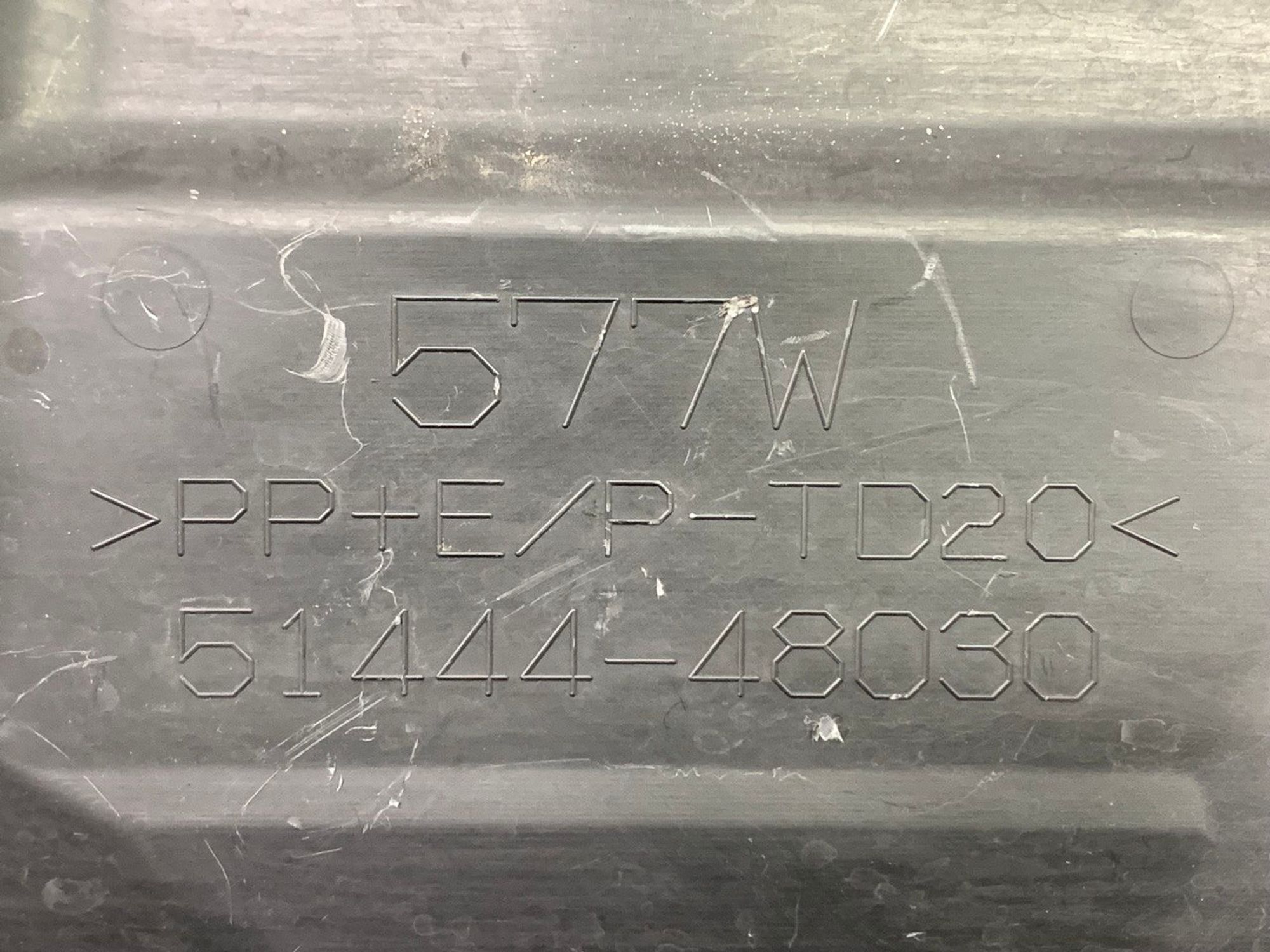 https://gcs.partsauto.market/rn-stockpro.appspot.com/thmbs/fe3598d81d96ccd0d48866cd4b8a0dea/996ba579d61e353fe789a1b643f6923a/48a8c10e51bc3c8e5c95829096cf9d94.jpg