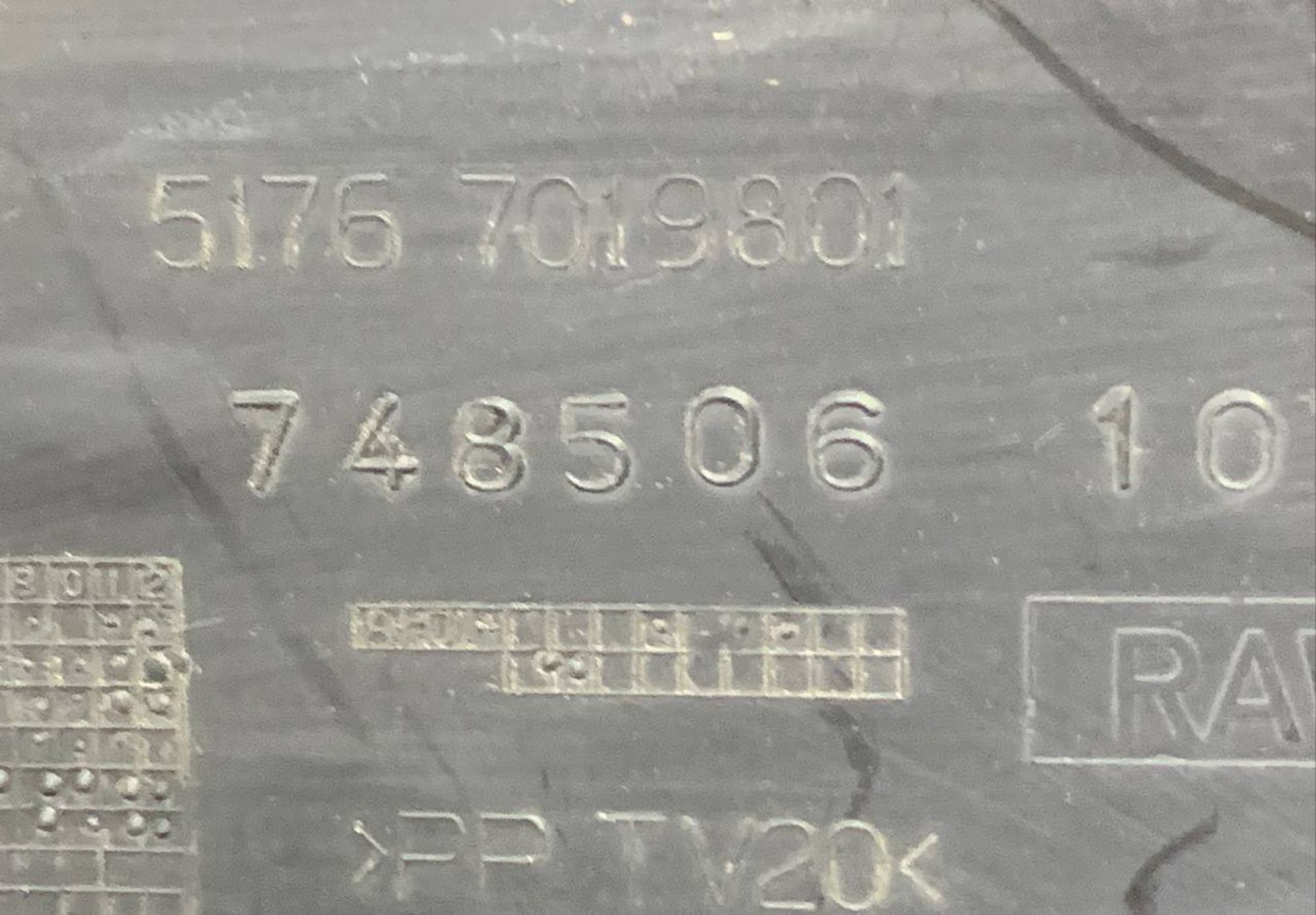 https://gcs.partsauto.market/rn-stockpro.appspot.com/thmbs/h353NjtZg3VDP19b5HMt7LlpbQ93/0242b9bed425d2d46ffce2cfe3b39b88/1071081926c6491589bb9a7f225d1c3e.jpg