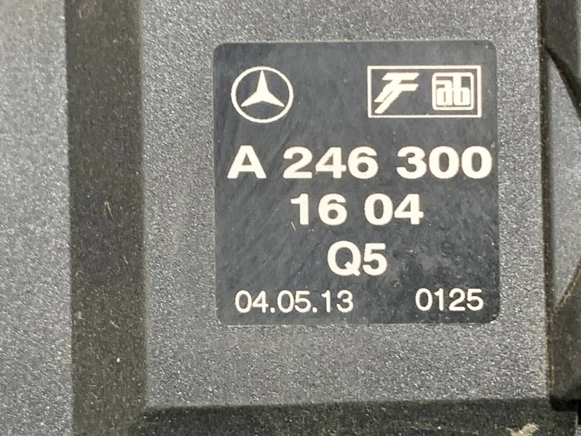 https://gcs.partsauto.market/rn-stockpro.appspot.com/thmbs/h353NjtZg3VDP19b5HMt7LlpbQ93/0d57290155aaa6355d0ce2f54ae00ad7/2b79359ad74b48d76f045104ae0713d2.jpg