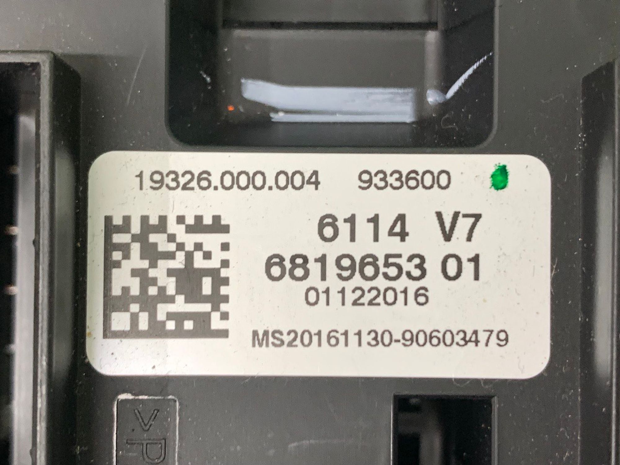 https://gcs.partsauto.market/rn-stockpro.appspot.com/thmbs/h353NjtZg3VDP19b5HMt7LlpbQ93/10eb57ec240b13b3876a58e6fec9fd8b/3fe6c1c5def924ddb6f03fb2c9b8d11c.jpg