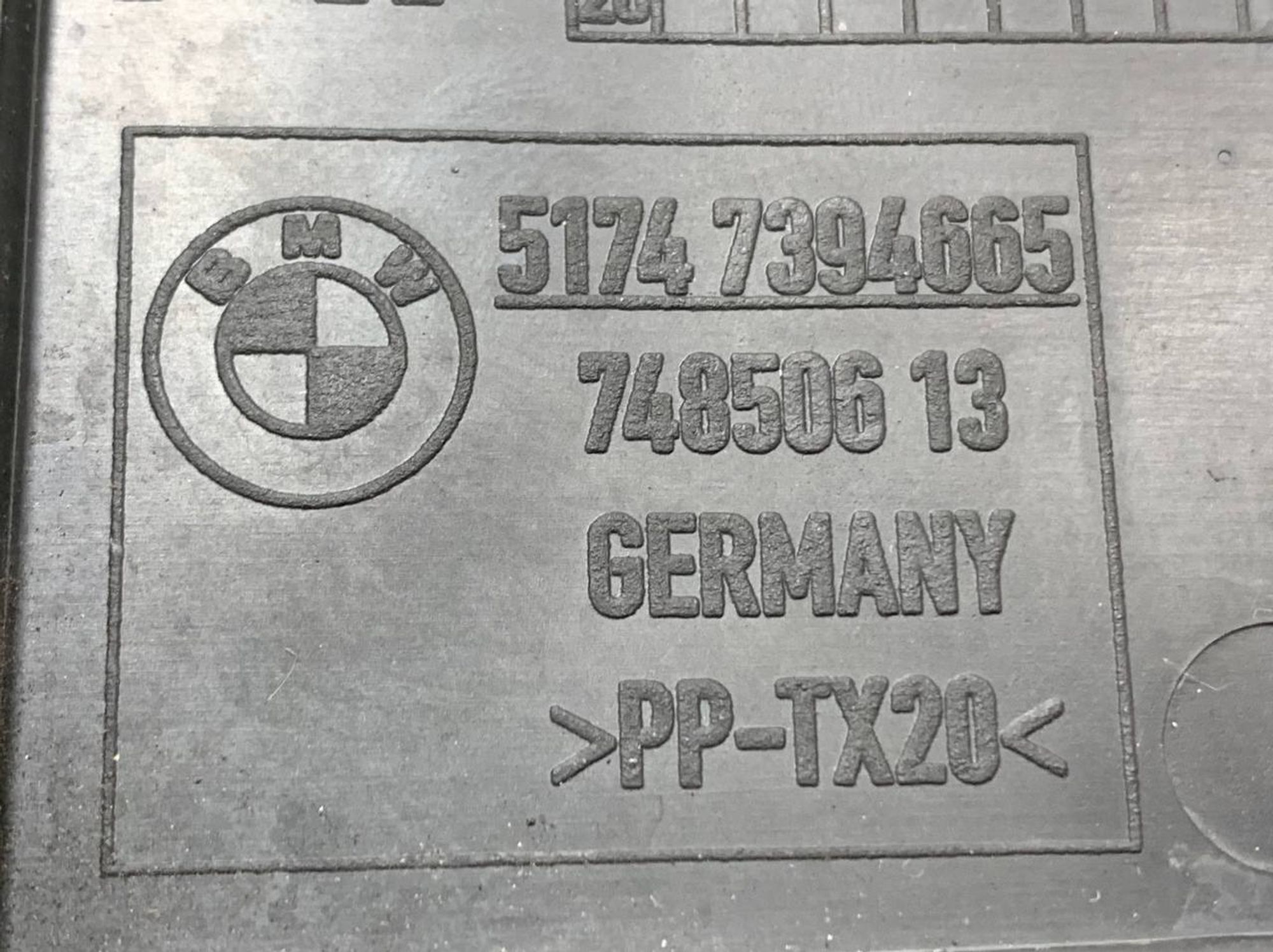 https://gcs.partsauto.market/rn-stockpro.appspot.com/thmbs/h353NjtZg3VDP19b5HMt7LlpbQ93/15477de1598f7a314700f65b9500e9b7/bb51d2207f91889bb9a8c3722604ddf2.jpg