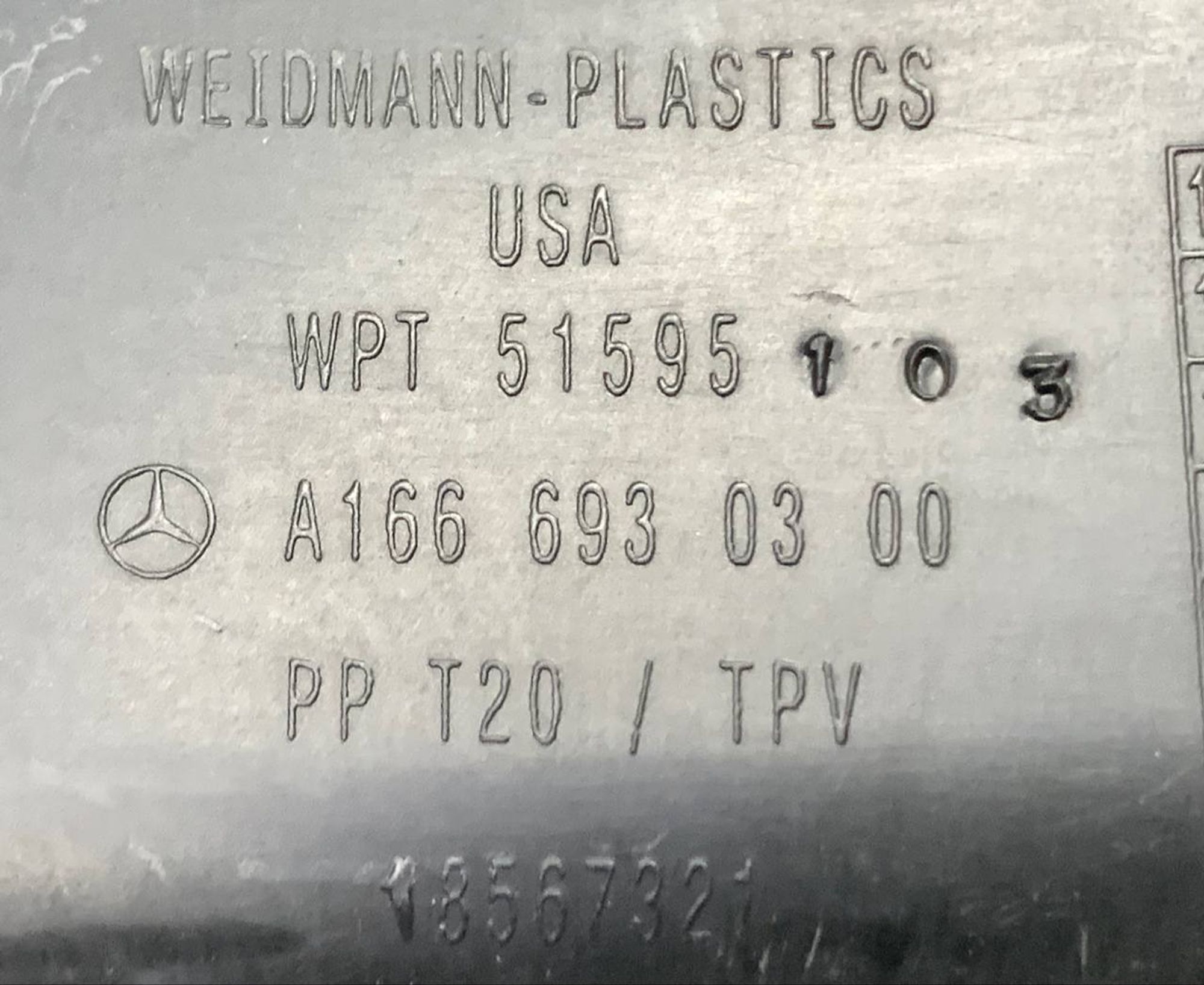 https://gcs.partsauto.market/rn-stockpro.appspot.com/thmbs/h353NjtZg3VDP19b5HMt7LlpbQ93/182fc6acddcf2baacb7aa455b299aa88/70847d734781e0ab7ee1b5df96eaeac1.jpg