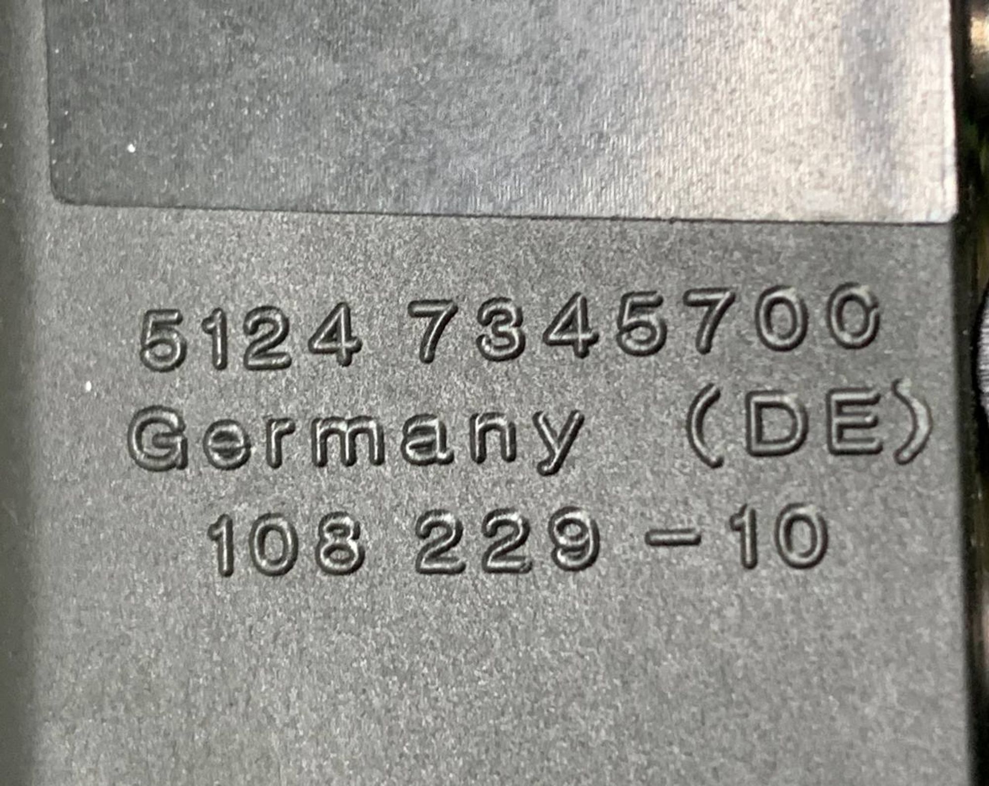 https://gcs.partsauto.market/rn-stockpro.appspot.com/thmbs/h353NjtZg3VDP19b5HMt7LlpbQ93/4598d55c77d8b729bb27bb31cb3b6a23/104486ada9c3b8c0ff587c3805a7c957.jpg