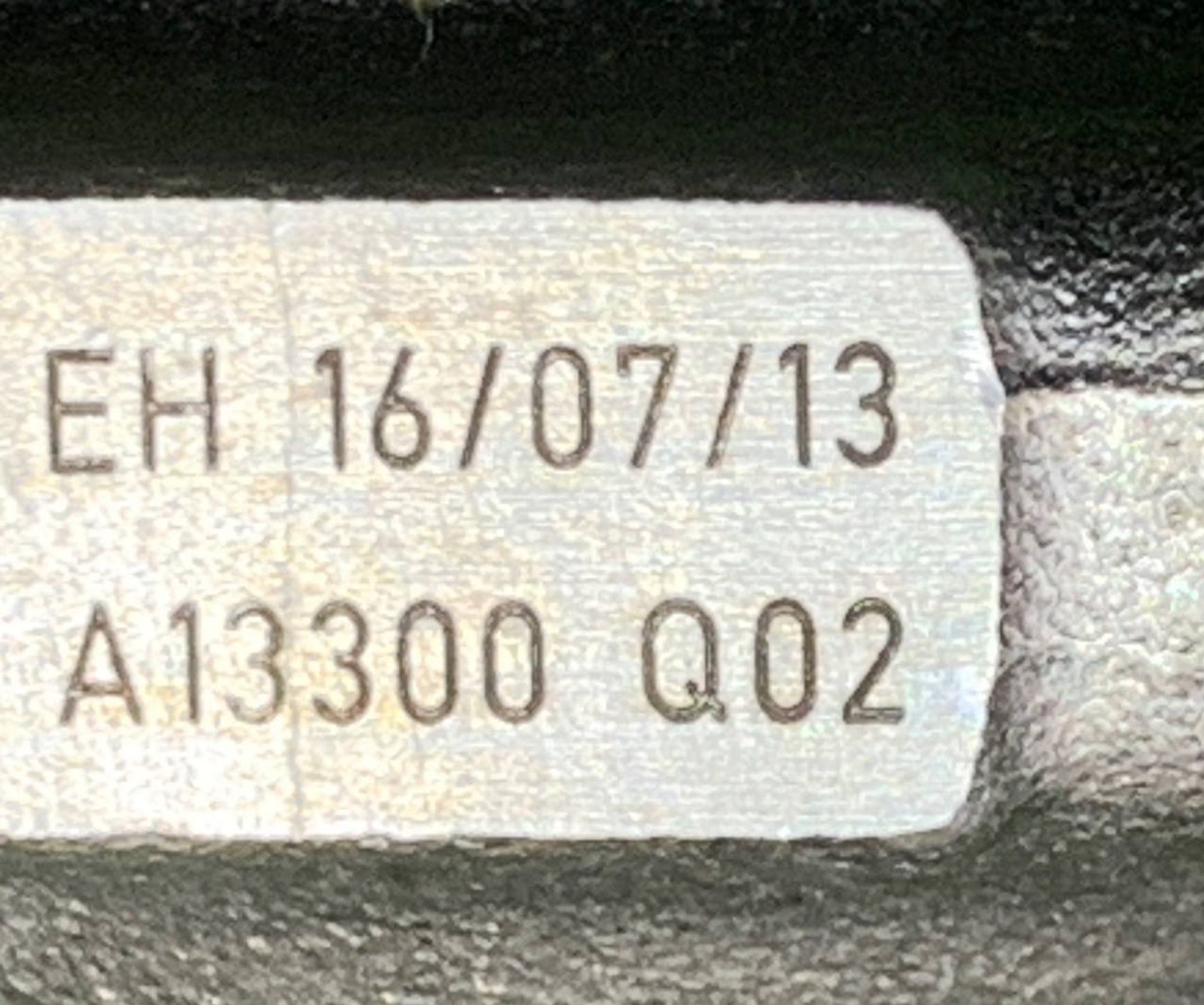 https://gcs.partsauto.market/rn-stockpro.appspot.com/thmbs/h353NjtZg3VDP19b5HMt7LlpbQ93/621eec832d71e79ddd2f8cadcf87ad38/62b5194946960d8c81d3156eb69bc427.jpg