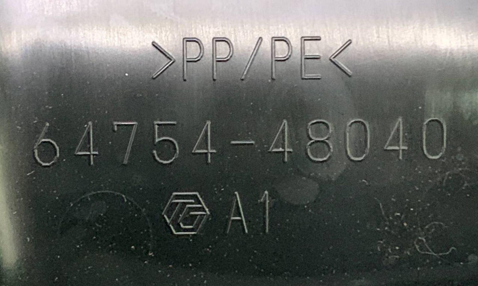 https://gcs.partsauto.market/rn-stockpro.appspot.com/thmbs/h353NjtZg3VDP19b5HMt7LlpbQ93/a04d187909a60a619badc4adf84ba87d/a4e2a96c1a3f9572ccdcc73f18f93eee.jpg