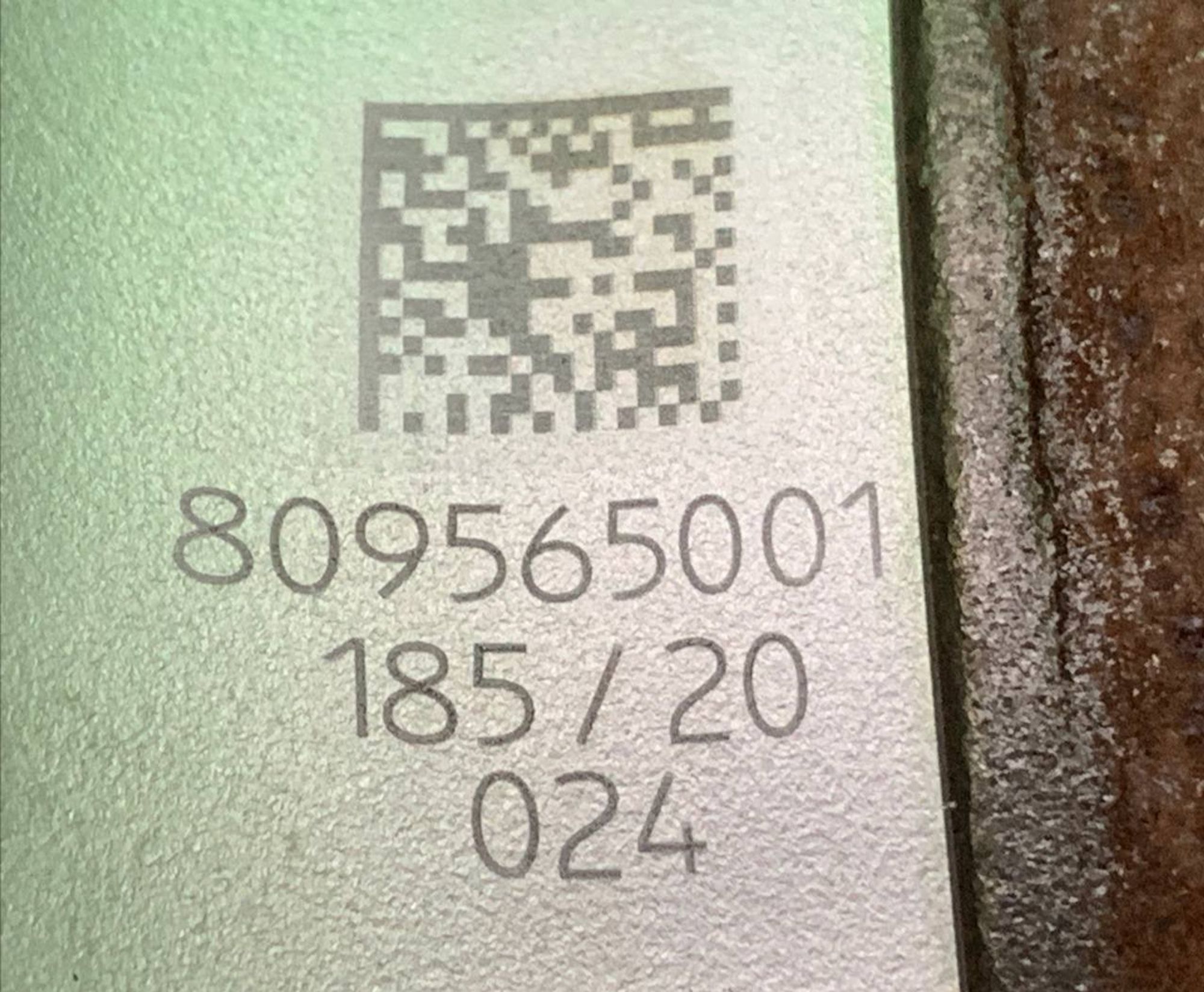 https://gcs.partsauto.market/rn-stockpro.appspot.com/thmbs/h353NjtZg3VDP19b5HMt7LlpbQ93/c346758824c9fbbe08a81823655841df/2e8eb81897278f25d4f19a781c9d317e.jpg