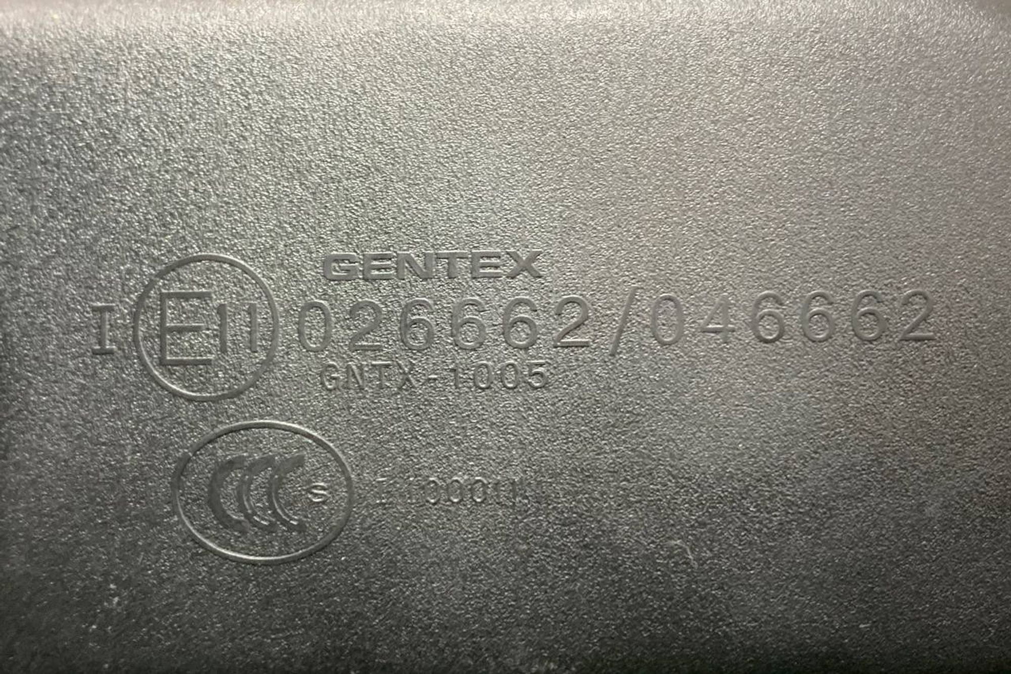 https://gcs.partsauto.market/rn-stockpro.appspot.com/thmbs/h353NjtZg3VDP19b5HMt7LlpbQ93/fbc2786bbdd6bba802e65226a4028d95/51b670071b74c320ddc9791bfee143c1.jpg