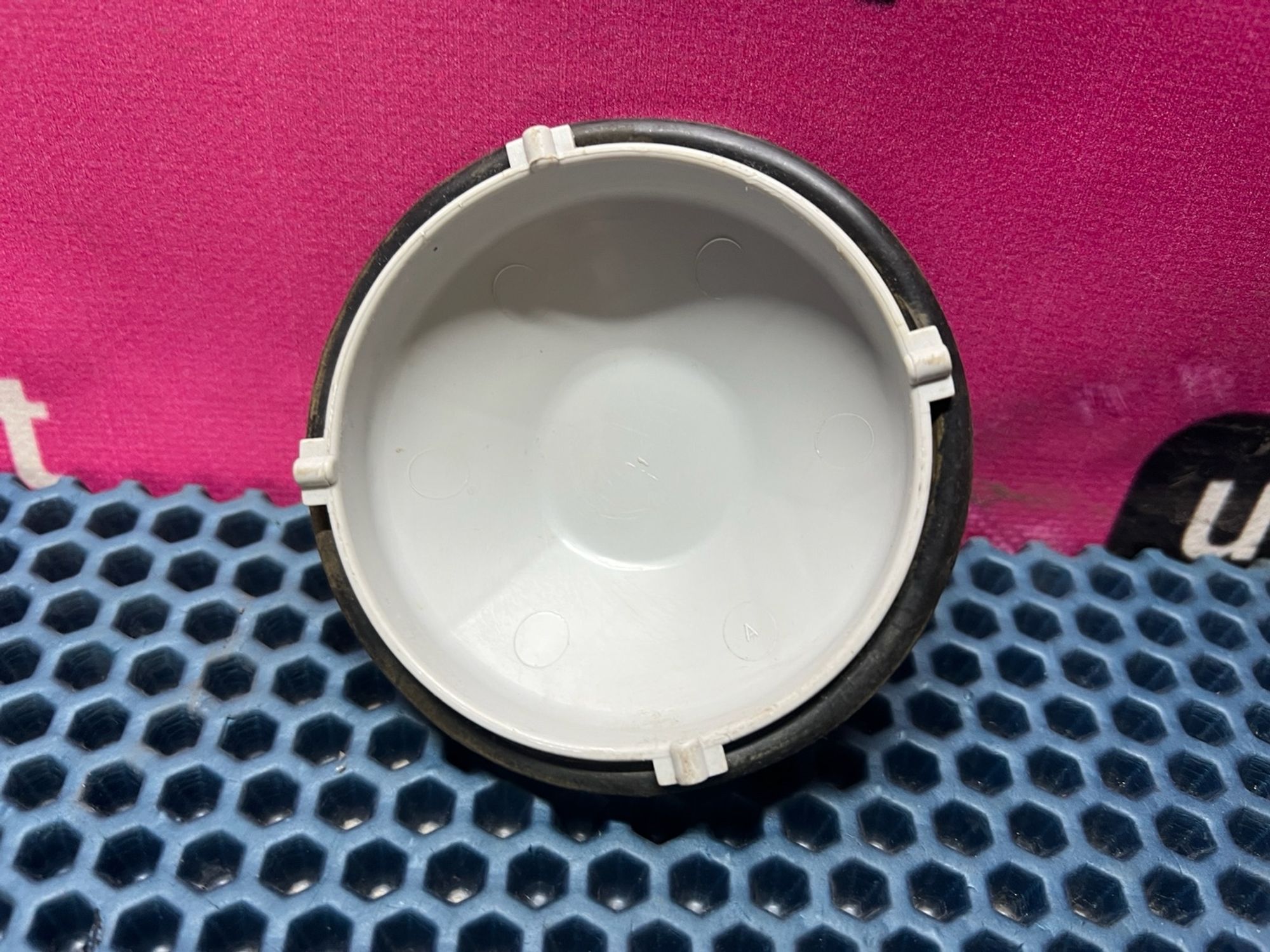 https://gcs.partsauto.market/rn-stockpro.appspot.com/thmbs/userImages/023b849d373d11de63dc0462f16639d7/part/038d6cf5-01d2-4f84-9389-c51c54d0a1c2_1750099029933.jpg