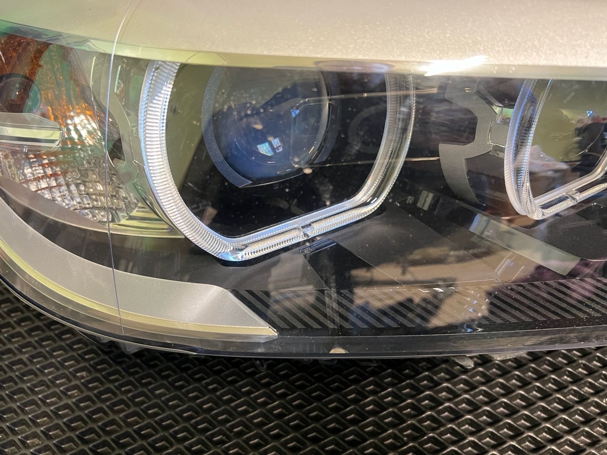 https://gcs.partsauto.market/rn-stockpro.appspot.com/thmbs/userImages/023b849d373d11de63dc0462f16639d7/part/189ab9f9-0057-446f-ae74-6797d570554a_1749767302666.jpg