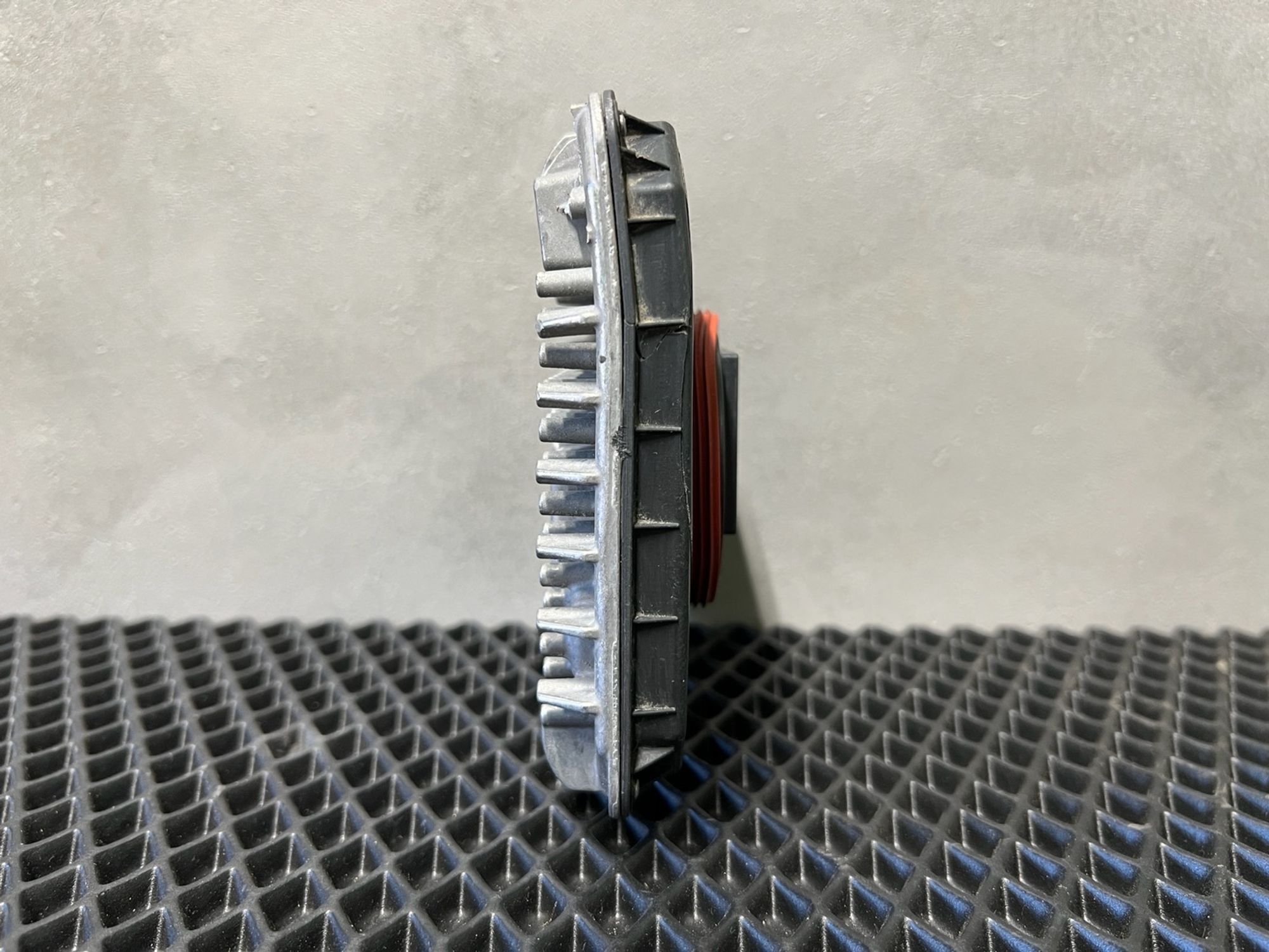 https://gcs.partsauto.market/rn-stockpro.appspot.com/thmbs/userImages/023b849d373d11de63dc0462f16639d7/part/4af9bdda-94b8-44b9-8f23-f98b2f371e3a_1749769251423.jpg