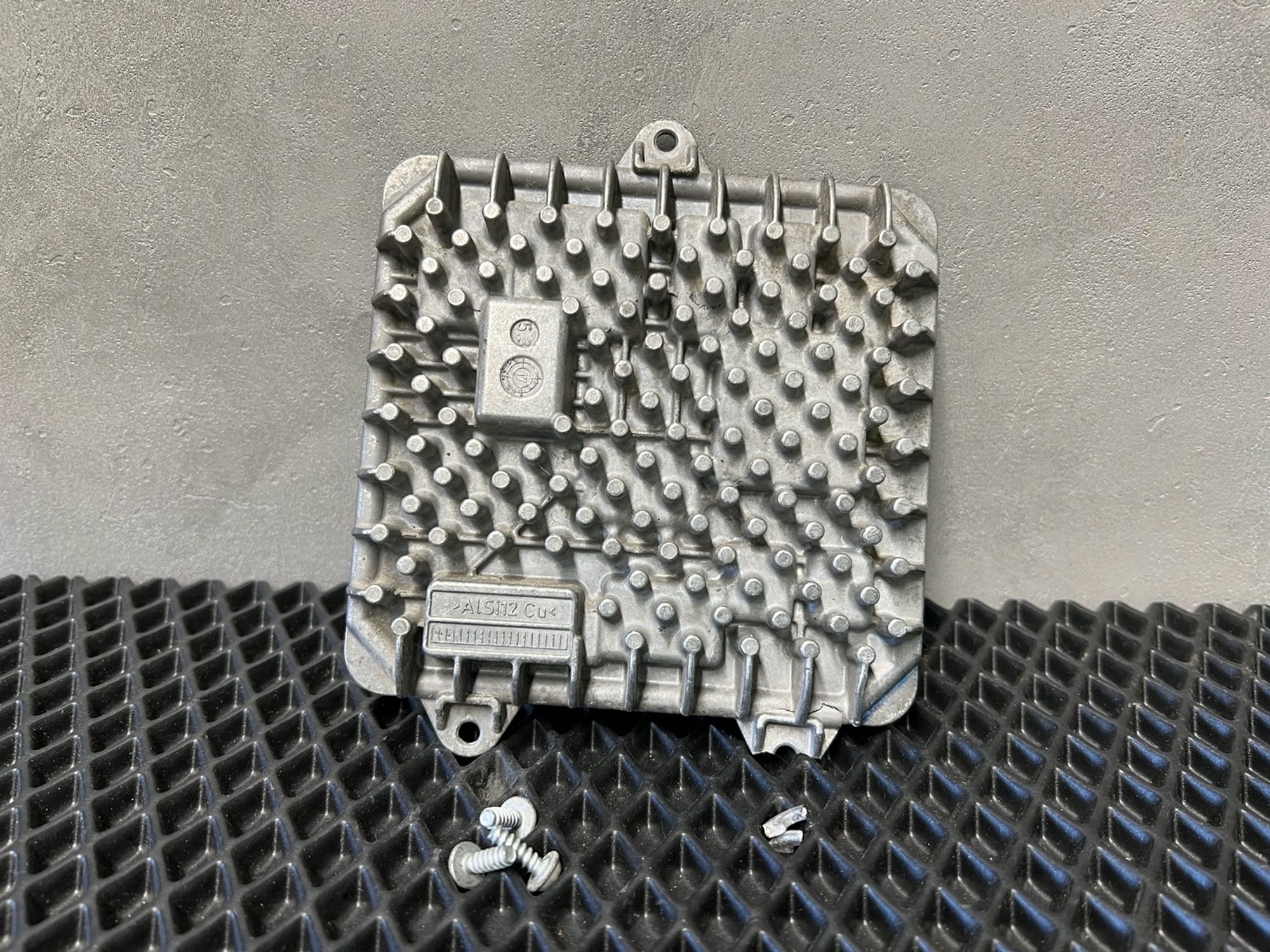 https://gcs.partsauto.market/rn-stockpro.appspot.com/thmbs/userImages/023b849d373d11de63dc0462f16639d7/part/bfea50a5-5d6e-487a-859d-dad9b23b231a_1749769131753.jpg