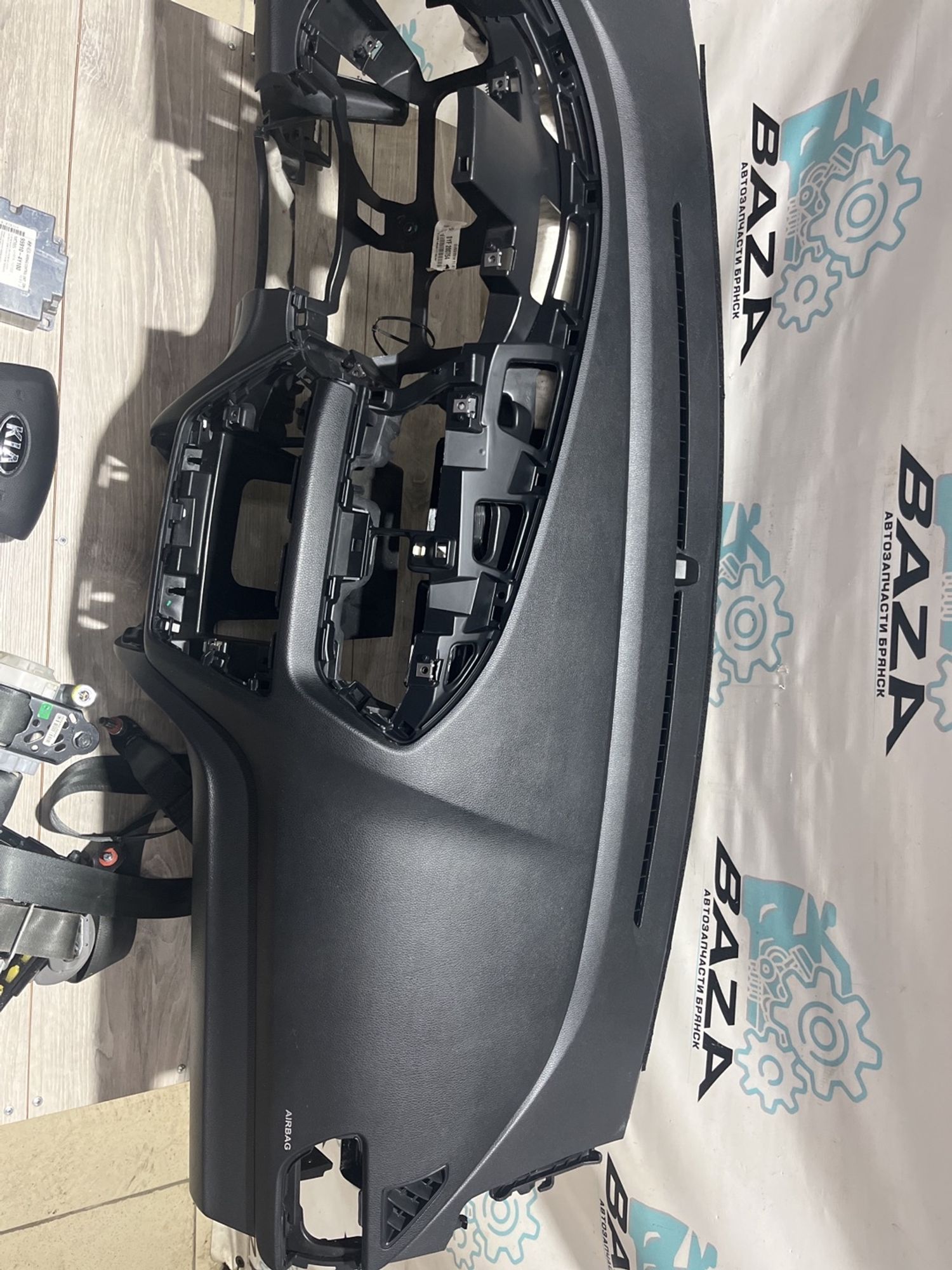 https://gcs.partsauto.market/rn-stockpro.appspot.com/thmbs/userImages/0d5a73f363ec19ea8b7d8d6483ce4211/part/2a9e4bf9-b027-459a-855b-1f59f5f69709_1736584626699.jpg