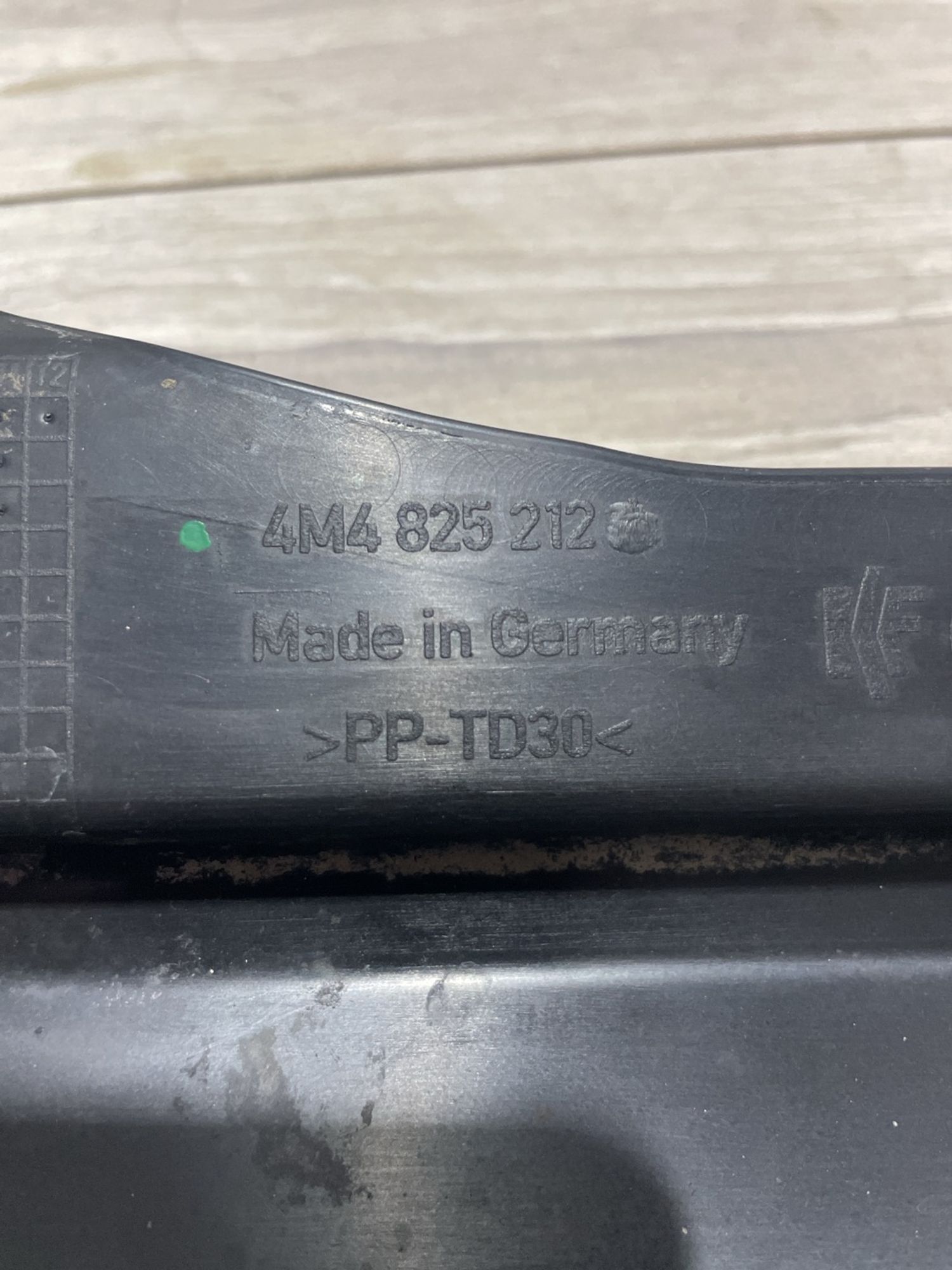 https://gcs.partsauto.market/rn-stockpro.appspot.com/thmbs/userImages/0d5a73f363ec19ea8b7d8d6483ce4211/part/3d8963ae-288d-4f51-93ce-1f41be9f562b_1737714661908.jpg