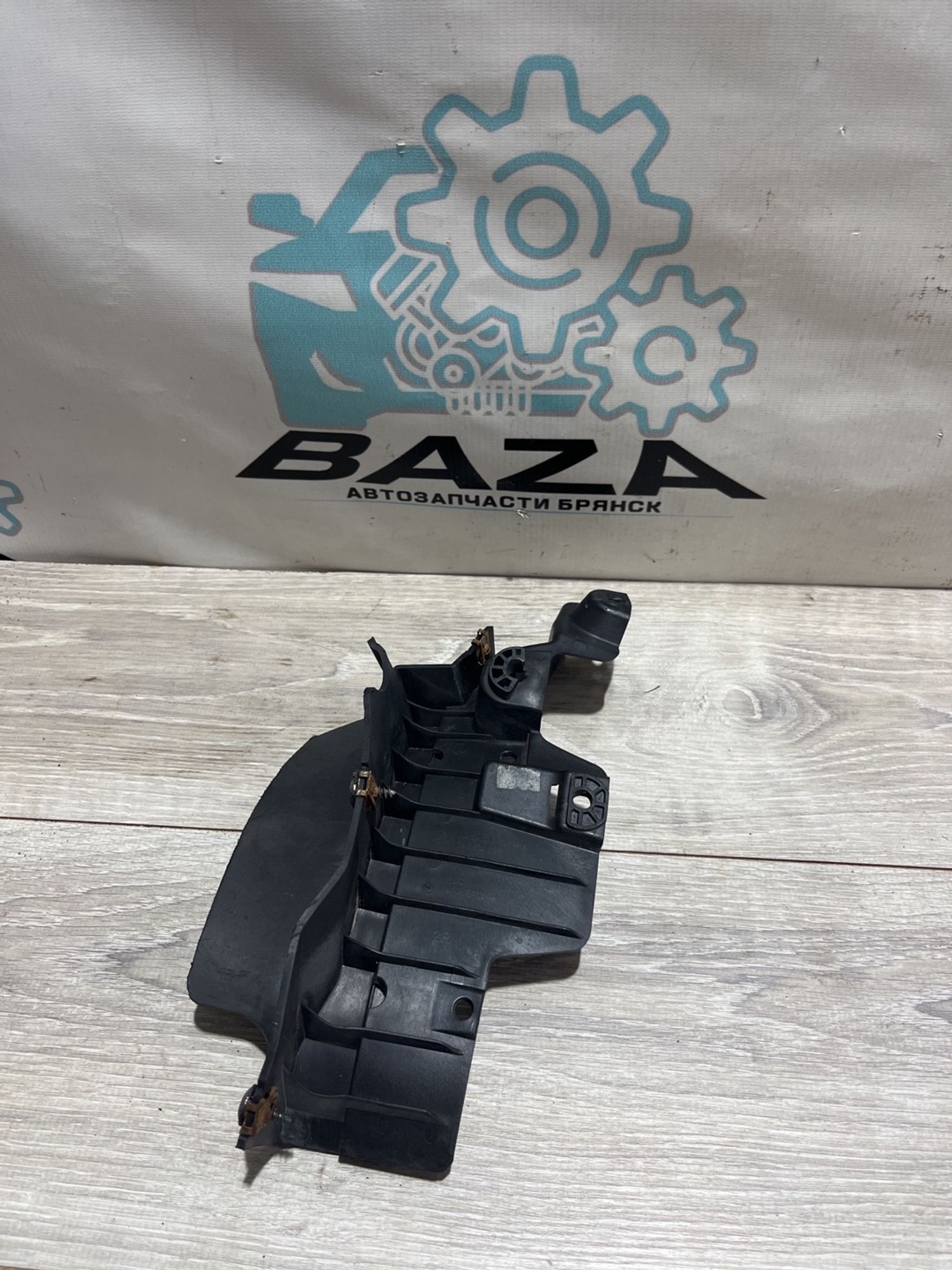 https://gcs.partsauto.market/rn-stockpro.appspot.com/thmbs/userImages/0d5a73f363ec19ea8b7d8d6483ce4211/part/45b9ed87-7a33-4024-af45-e7816b97279e_1736855576072.jpg