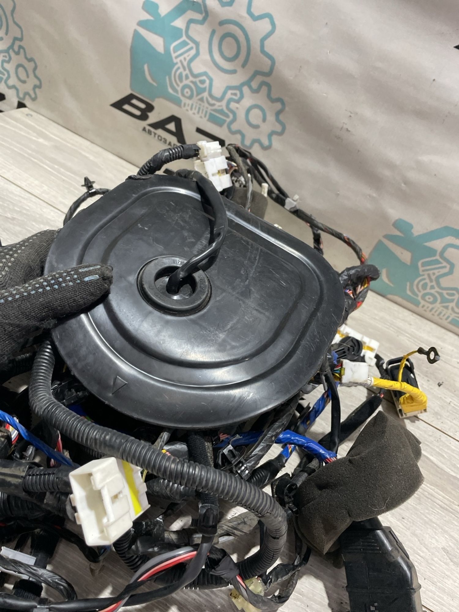 https://gcs.partsauto.market/rn-stockpro.appspot.com/thmbs/userImages/0d5a73f363ec19ea8b7d8d6483ce4211/part/727ffb7d-56db-4df4-91f4-33d318c54123_1738749898045.jpg