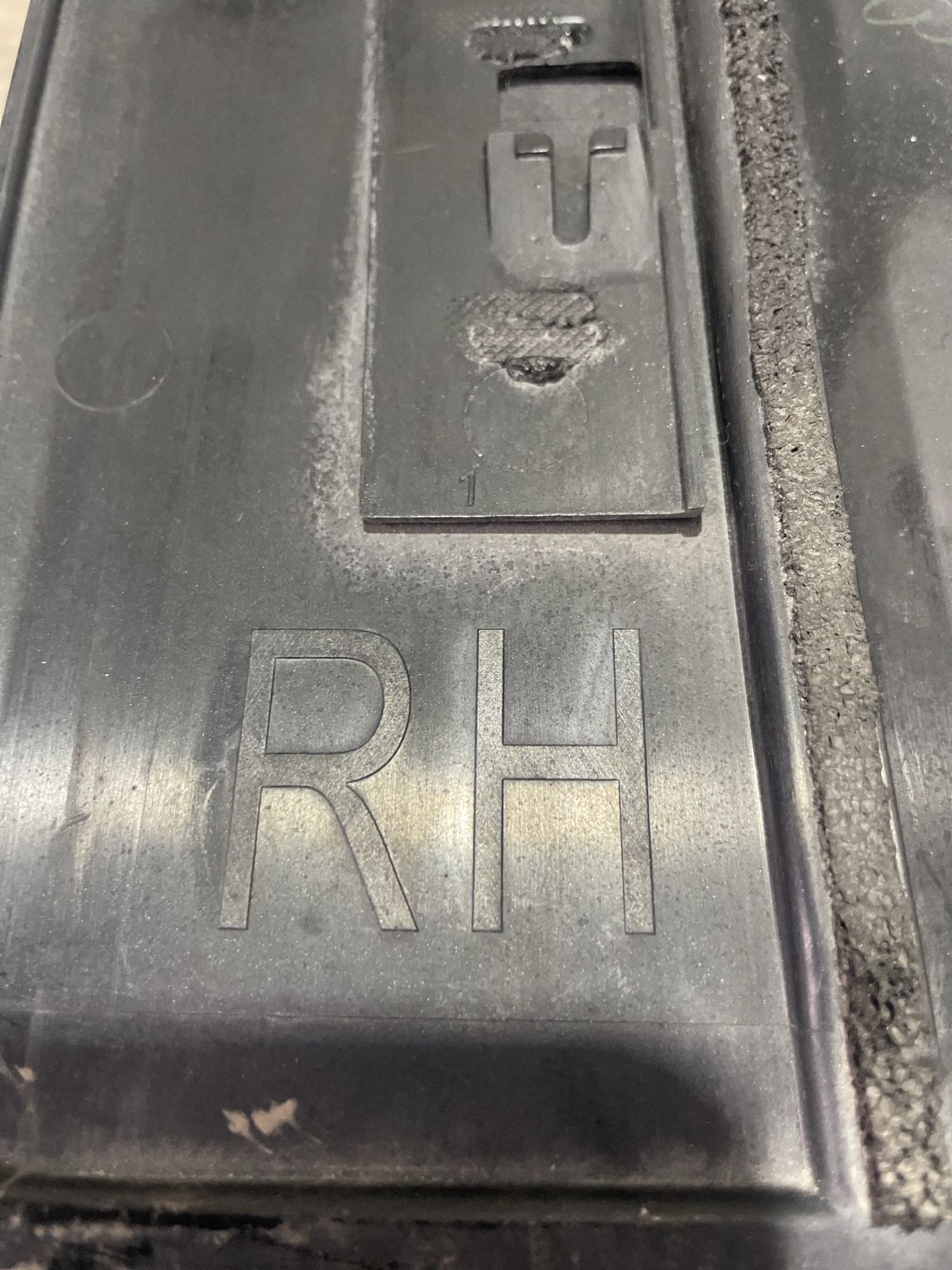 https://gcs.partsauto.market/rn-stockpro.appspot.com/thmbs/userImages/0d5a73f363ec19ea8b7d8d6483ce4211/part/7f46abcb-2148-42ba-947b-f544fb54b7fe_1739362783481.jpg
