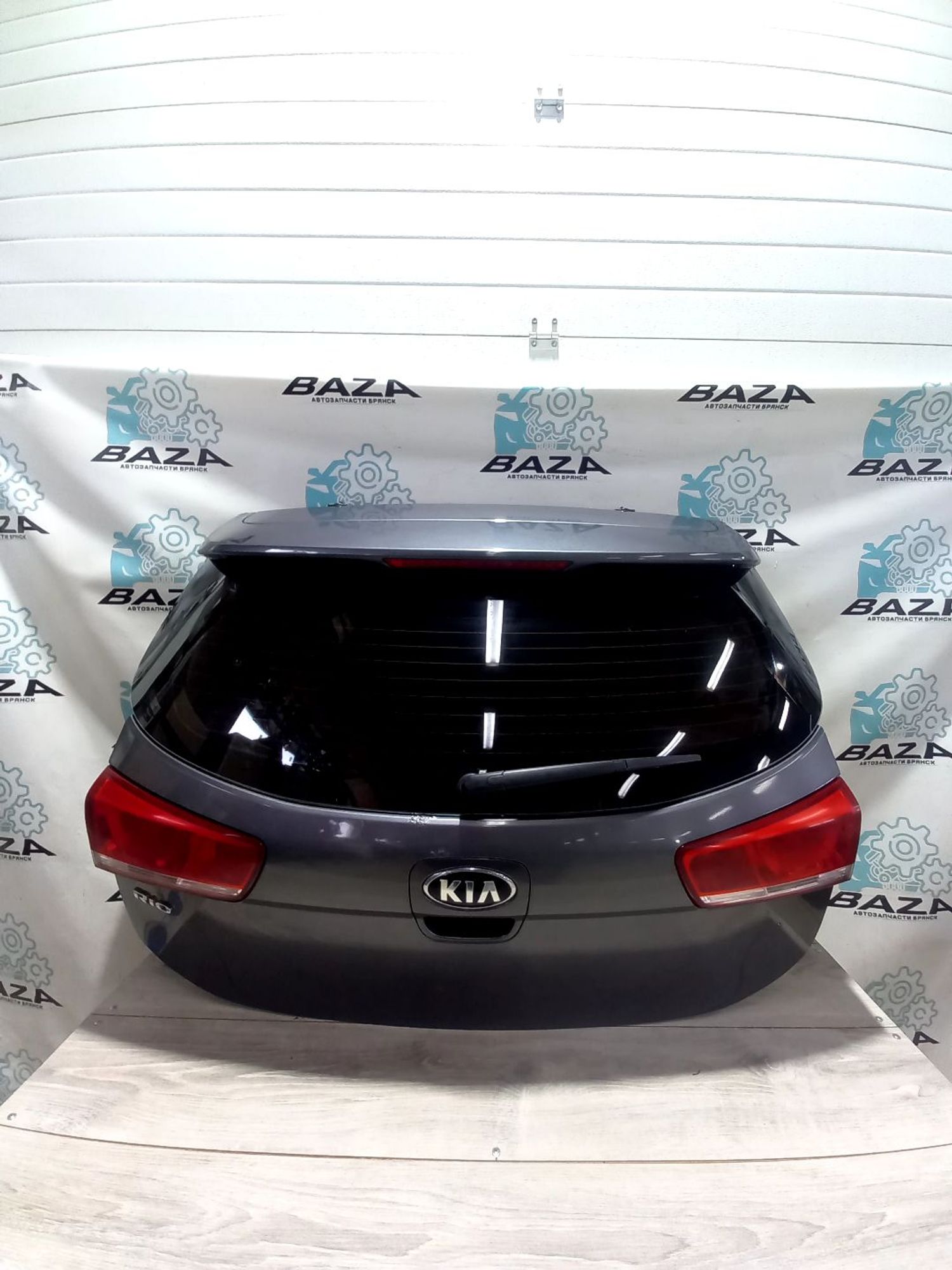 Крышка багажника в сборе Kia Rio III Рестайлин...