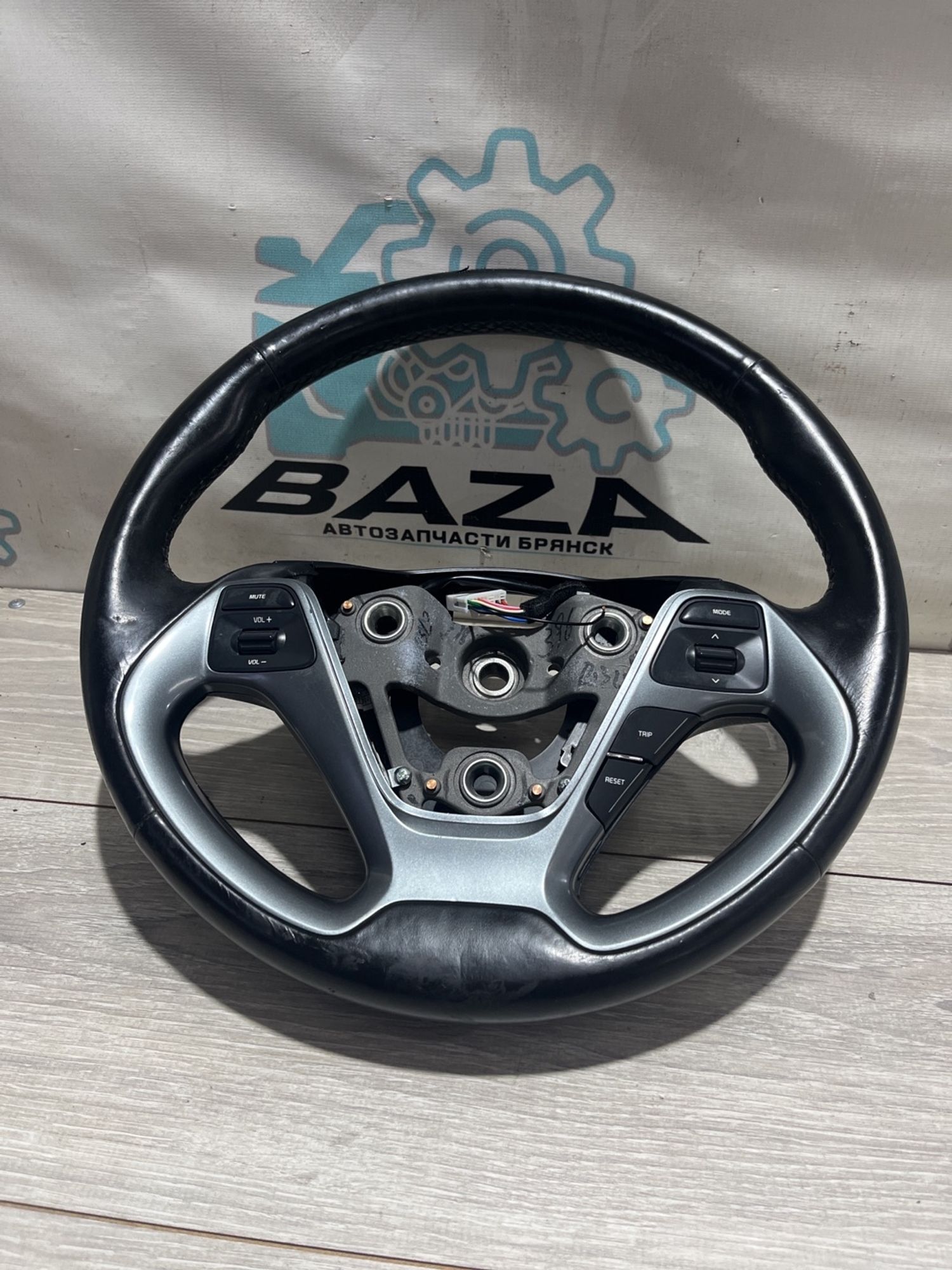 https://gcs.partsauto.market/rn-stockpro.appspot.com/thmbs/userImages/0d5a73f363ec19ea8b7d8d6483ce4211/part/94aca731-5ab6-4558-a87a-171cefa38217_1739196516763.jpg