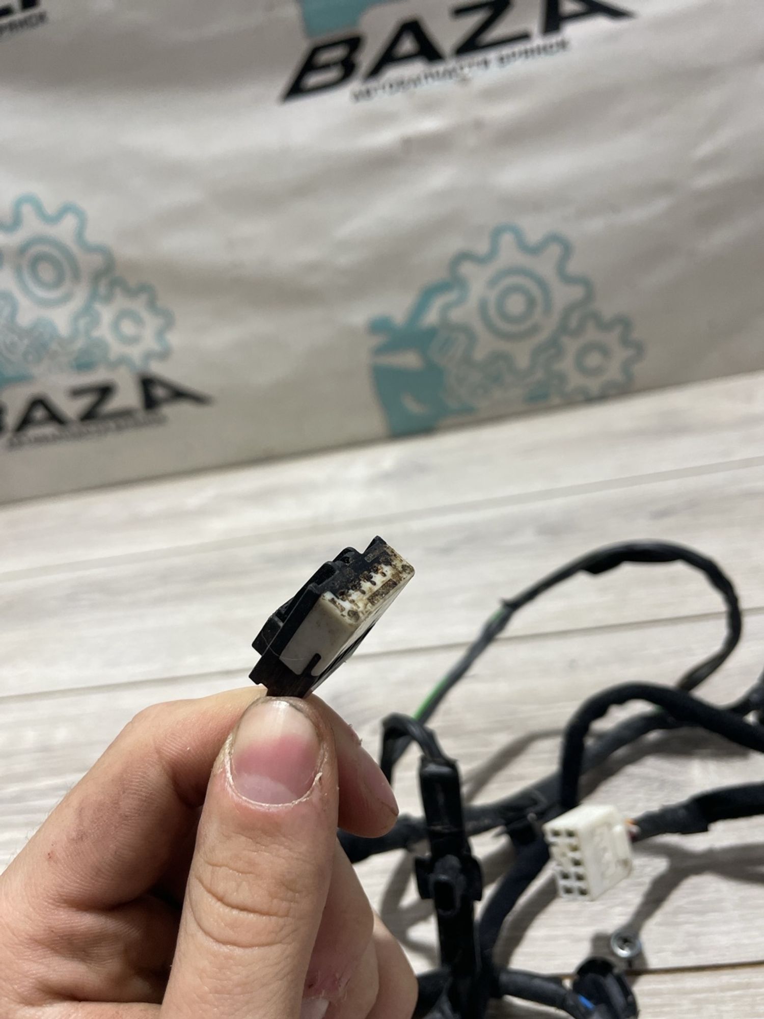 https://gcs.partsauto.market/rn-stockpro.appspot.com/thmbs/userImages/0d5a73f363ec19ea8b7d8d6483ce4211/part/c13af20e-8b15-4a82-b83f-476dbd2f5d87_1738067695890.jpg
