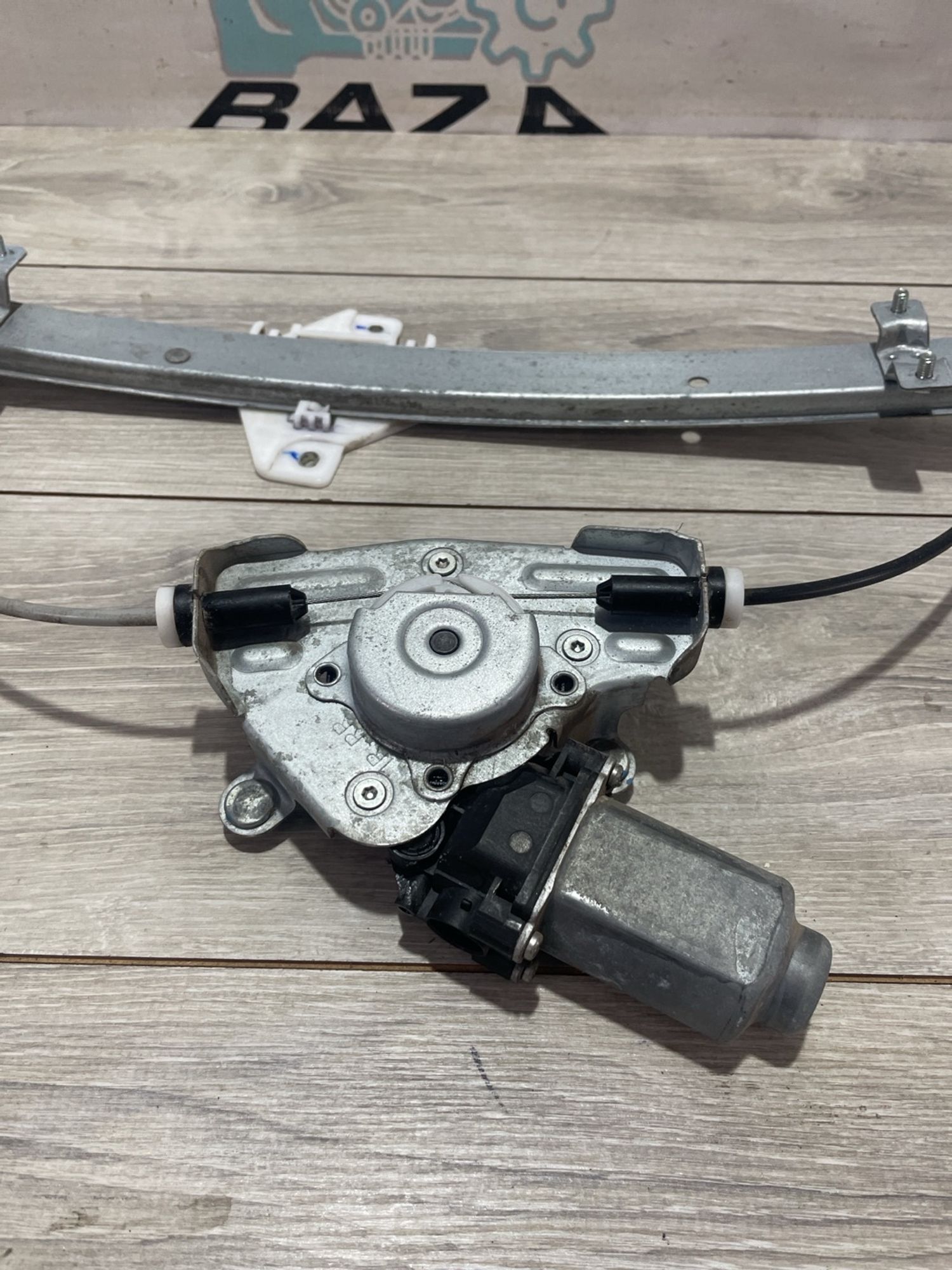 https://gcs.partsauto.market/rn-stockpro.appspot.com/thmbs/userImages/0d5a73f363ec19ea8b7d8d6483ce4211/part/e435a934-c454-4301-904f-5d5f96222e43_1741249217751.jpg
