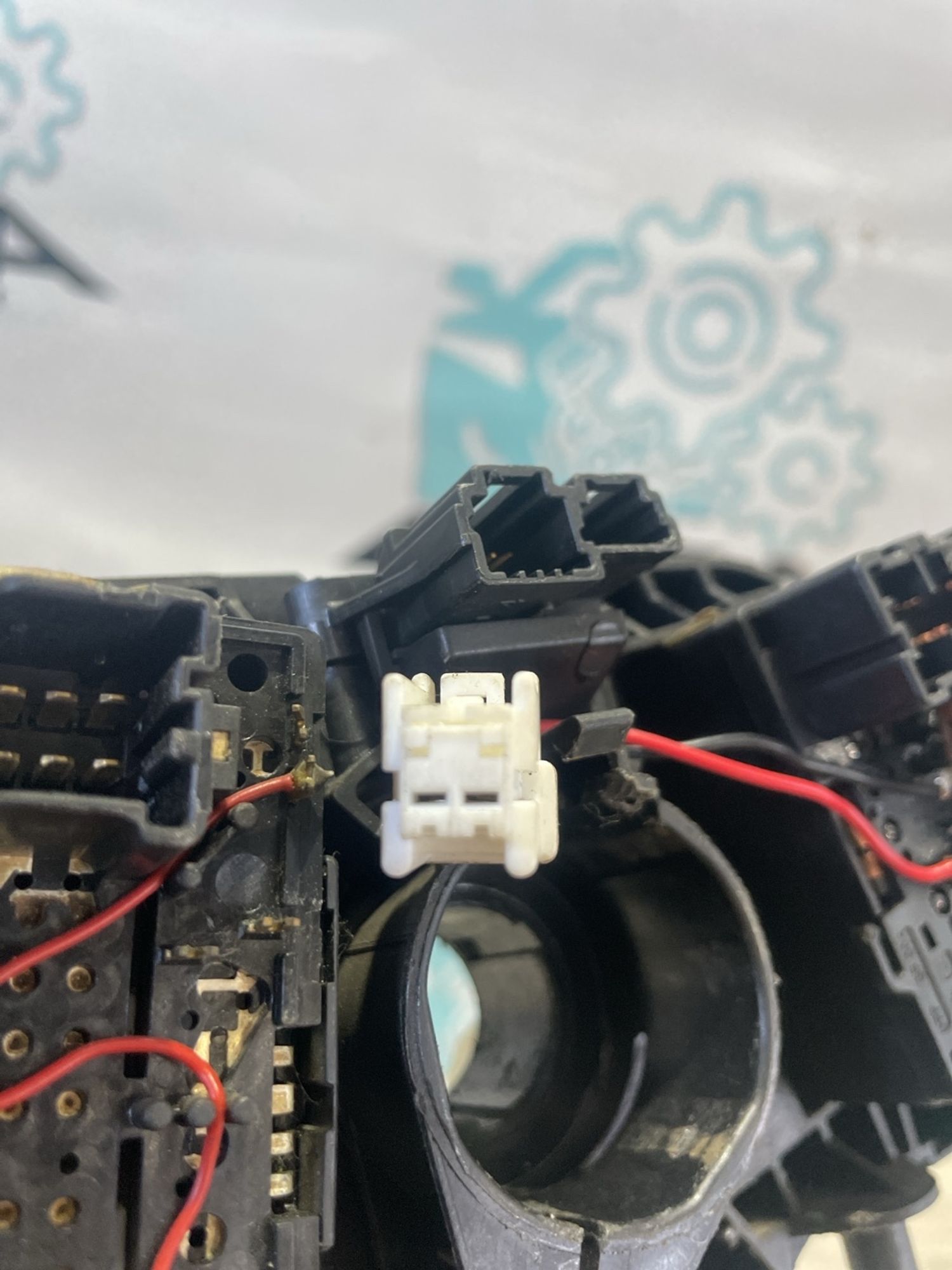 https://gcs.partsauto.market/rn-stockpro.appspot.com/thmbs/userImages/0d5a73f363ec19ea8b7d8d6483ce4211/part/f894ae1c-b821-4301-8042-e11d02768446_1740478555231.jpg