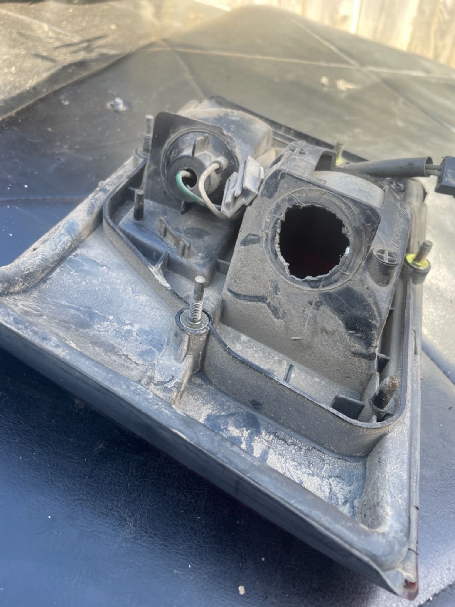 https://gcs.partsauto.market/rn-stockpro.appspot.com/thmbs/userImages/4003081c4eba463a629c32248094e577/part/8cd12ee0-1481-4fb5-8257-a56a04e78881_1744801744064.jpg