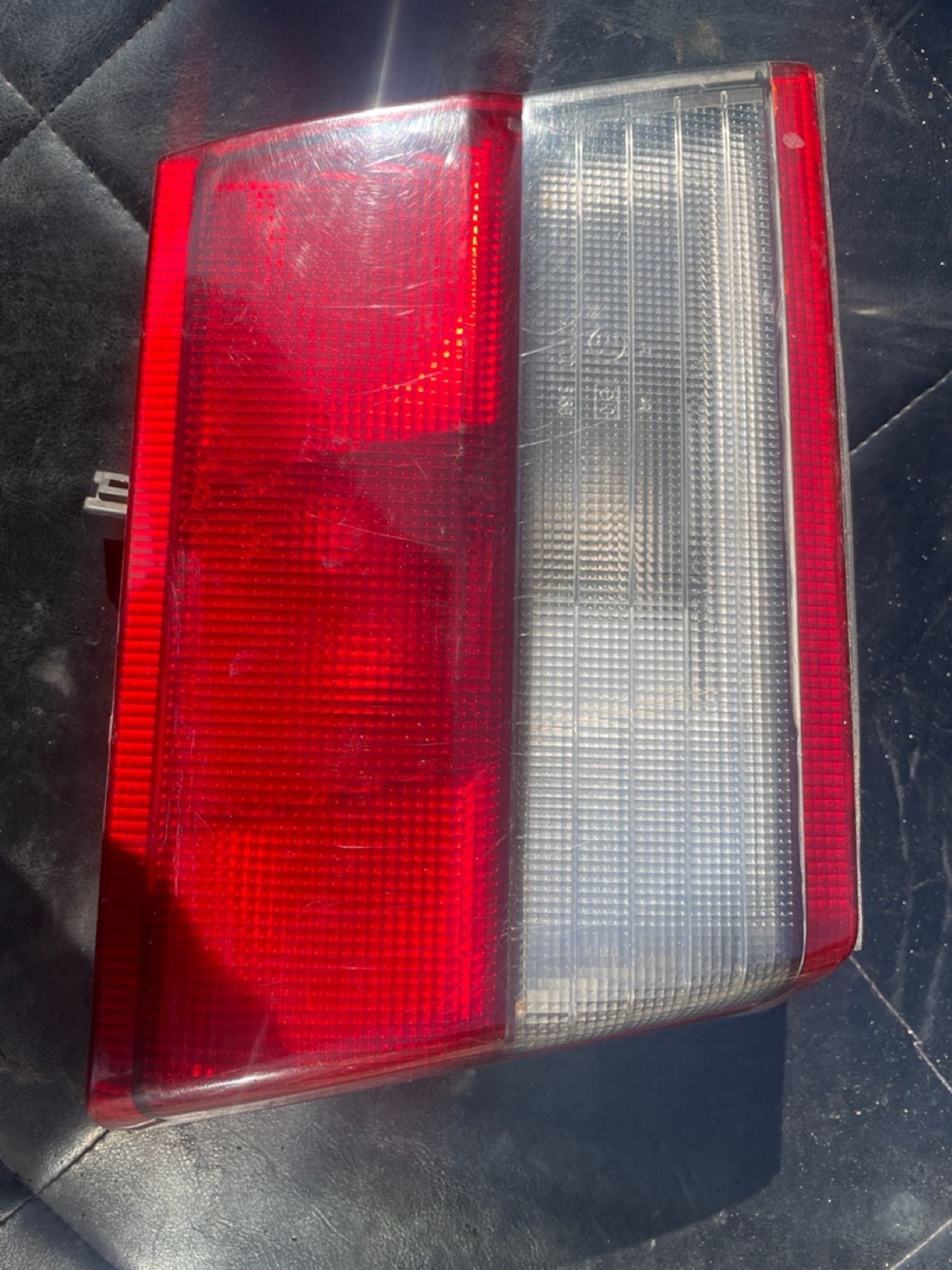 https://gcs.partsauto.market/rn-stockpro.appspot.com/thmbs/userImages/4003081c4eba463a629c32248094e577/part/b3f8a157-2e56-40ce-933b-915d4e5b2190_1744801747153.jpg